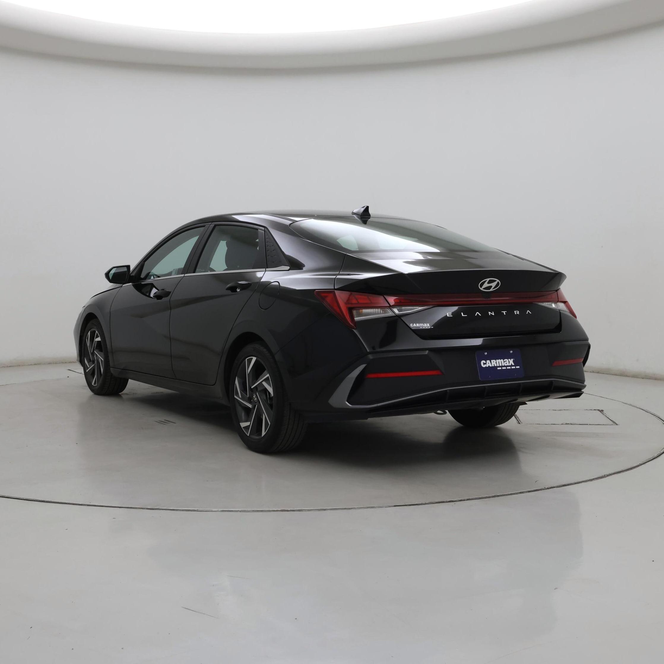 Thumbnail: 2024 Hyundai Elantra - 2