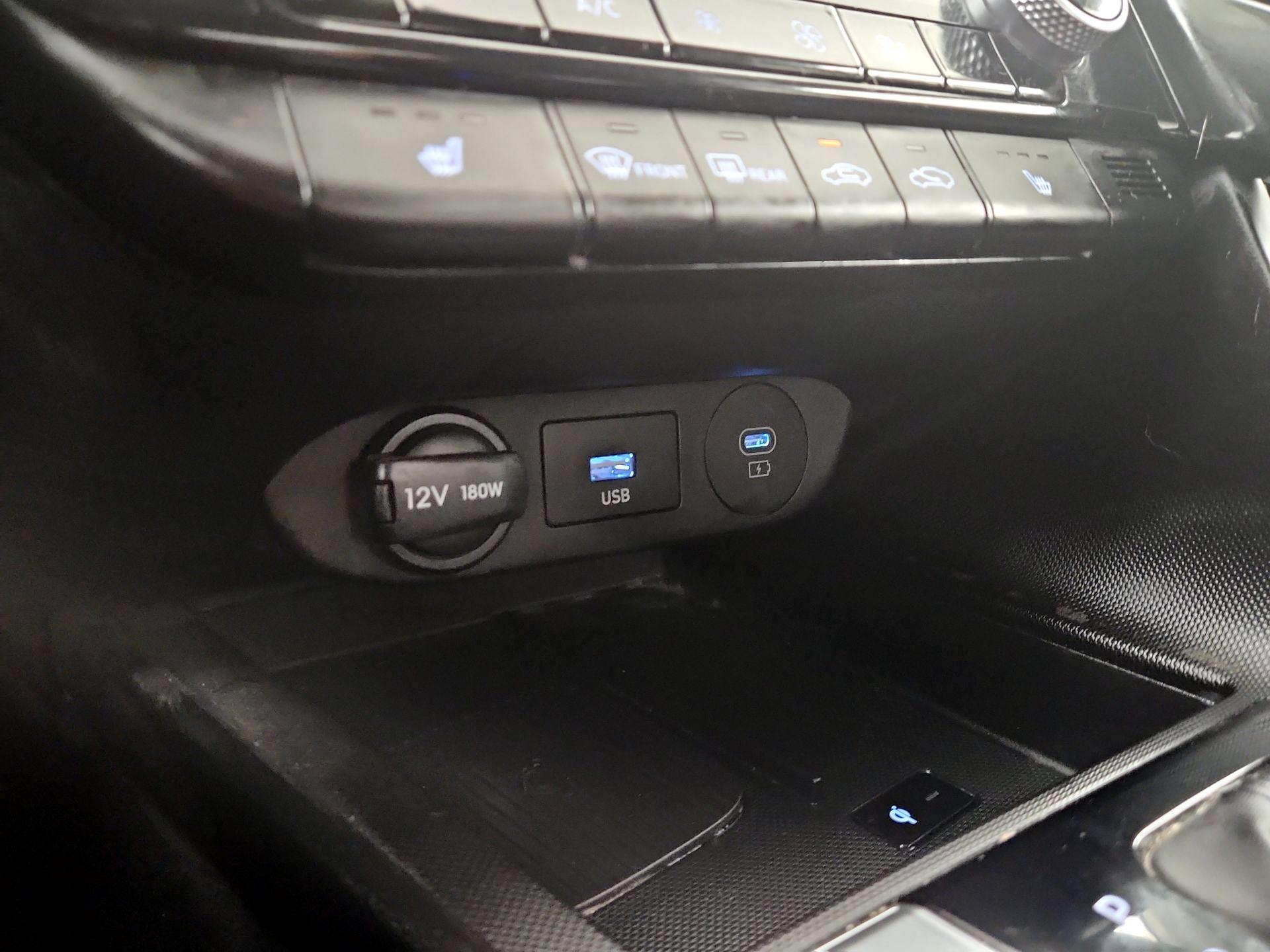 Thumbnail: 2024 Hyundai Elantra - 19