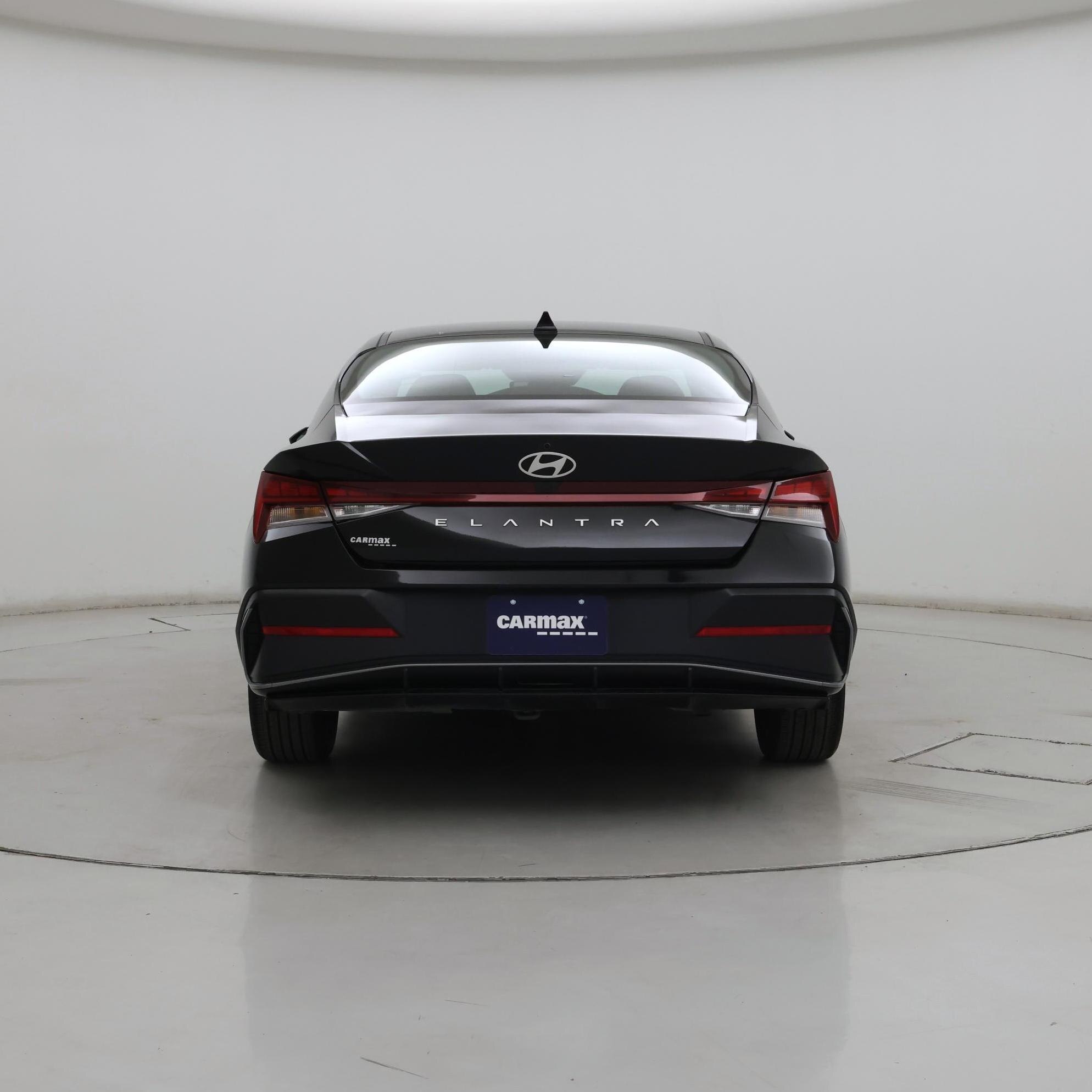 Thumbnail: 2024 Hyundai Elantra - 6