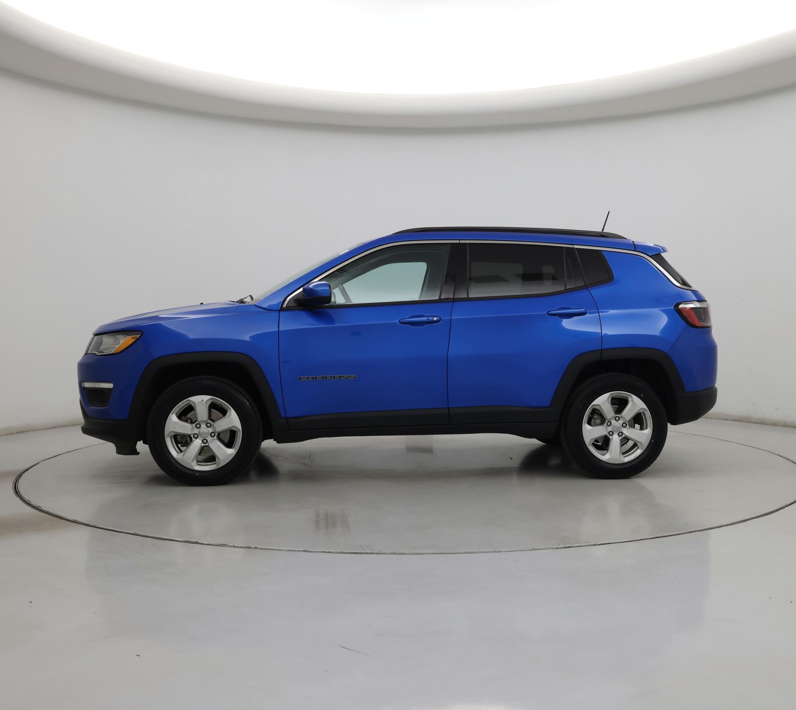 Thumbnail: 2021 Jeep Compass - 3