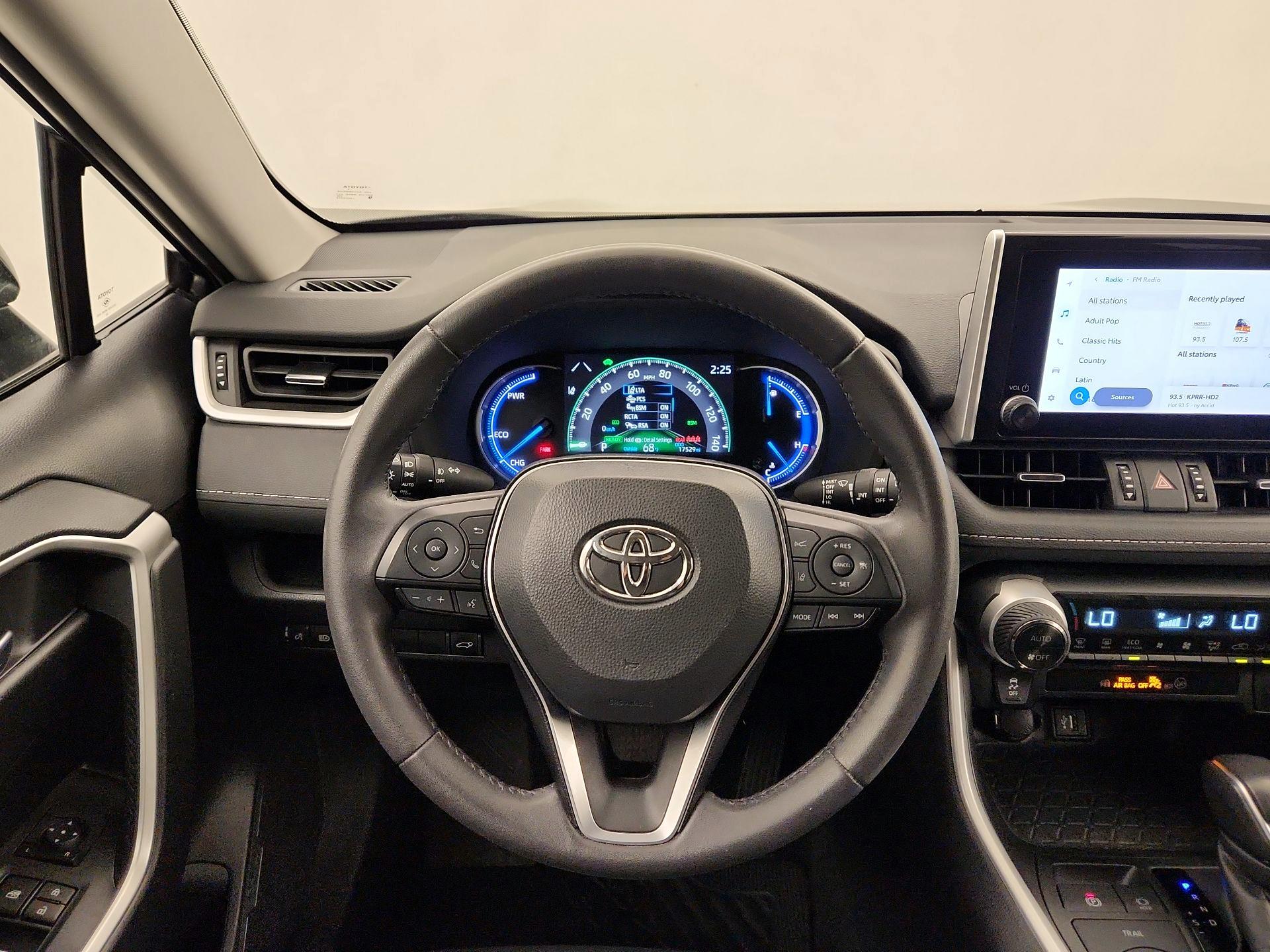 Thumbnail: 2024 Toyota RAV4 - 10