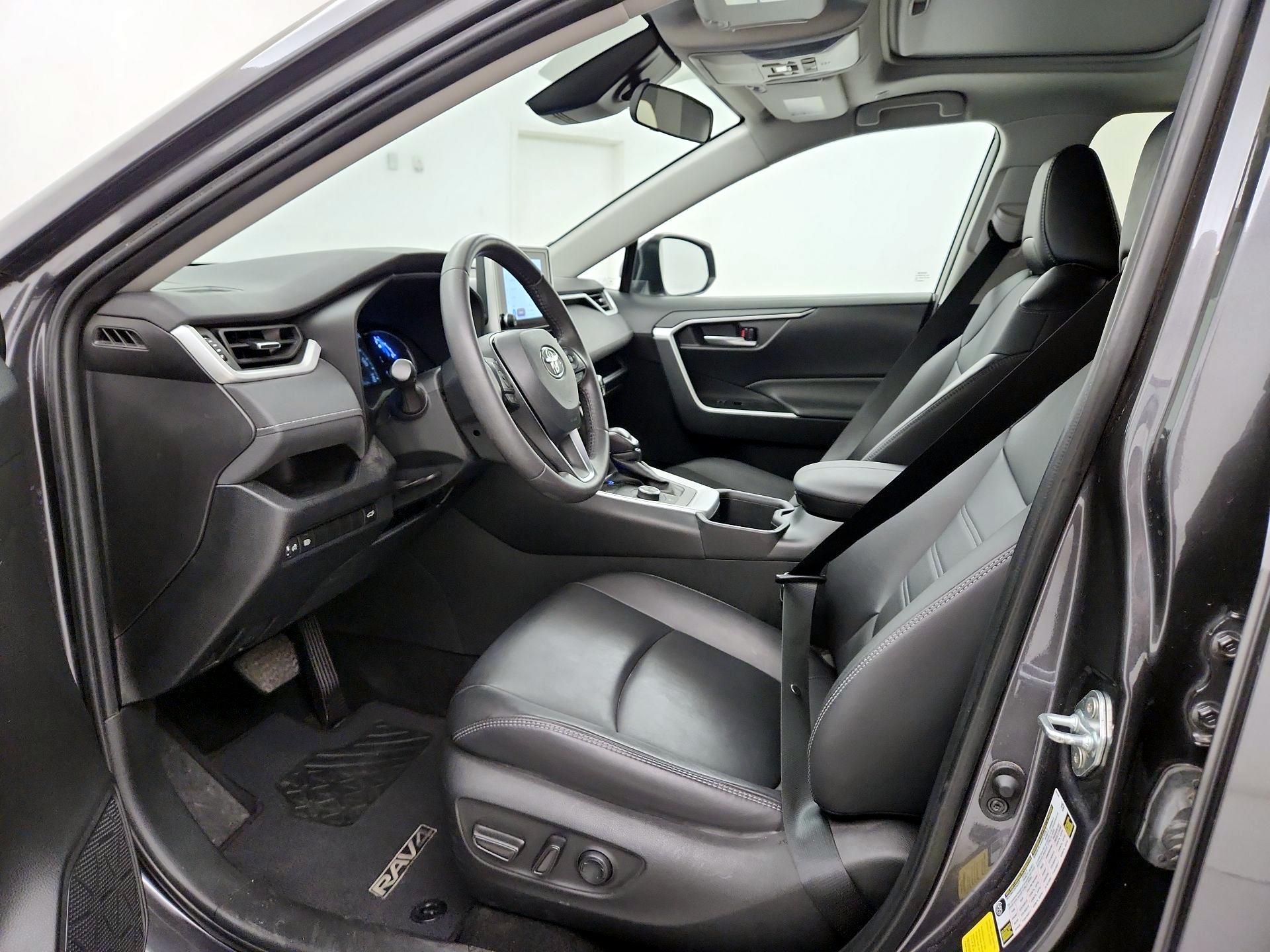 Thumbnail: 2024 Toyota RAV4 - 11