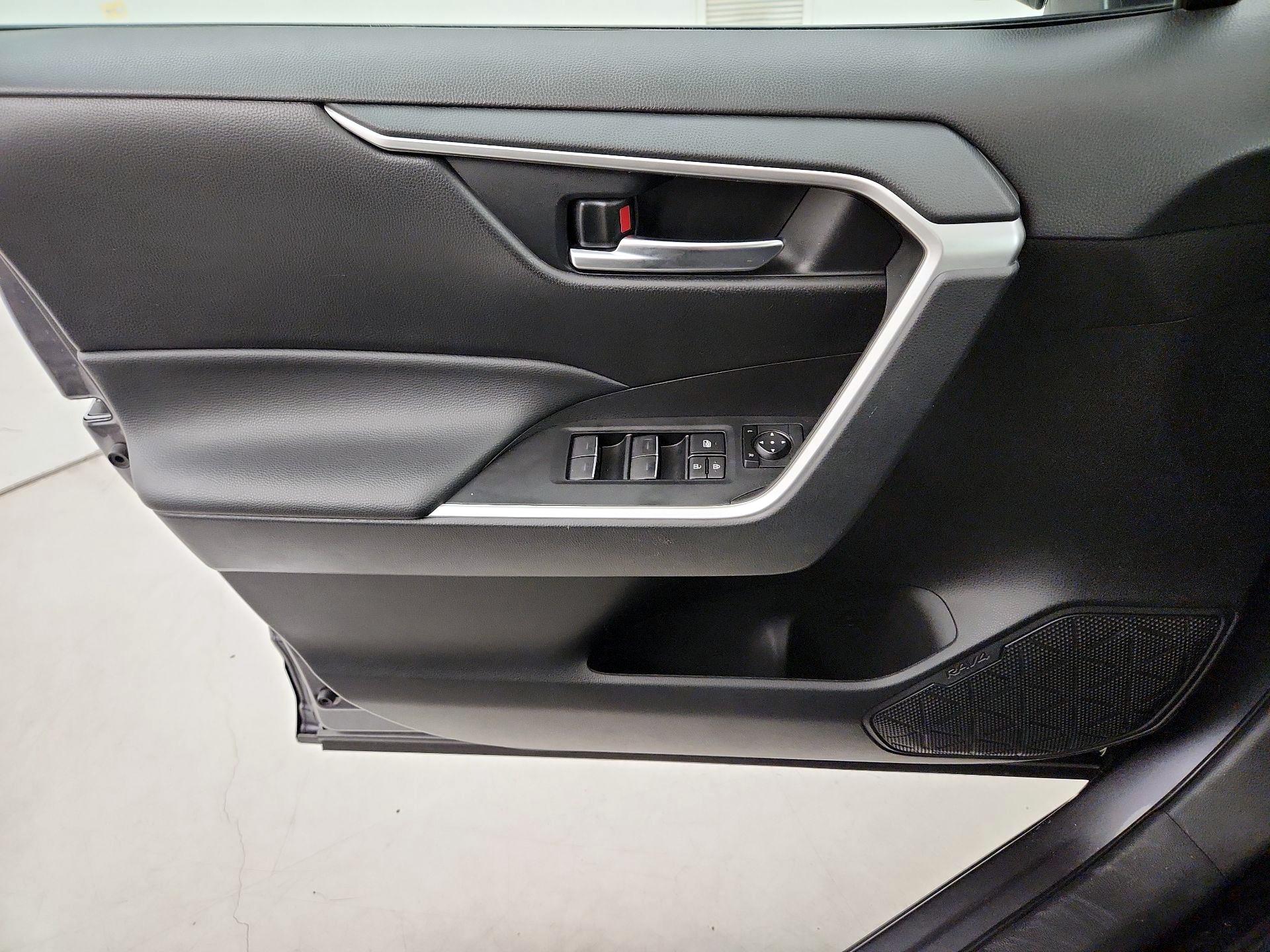 Thumbnail: 2024 Toyota RAV4 - 12