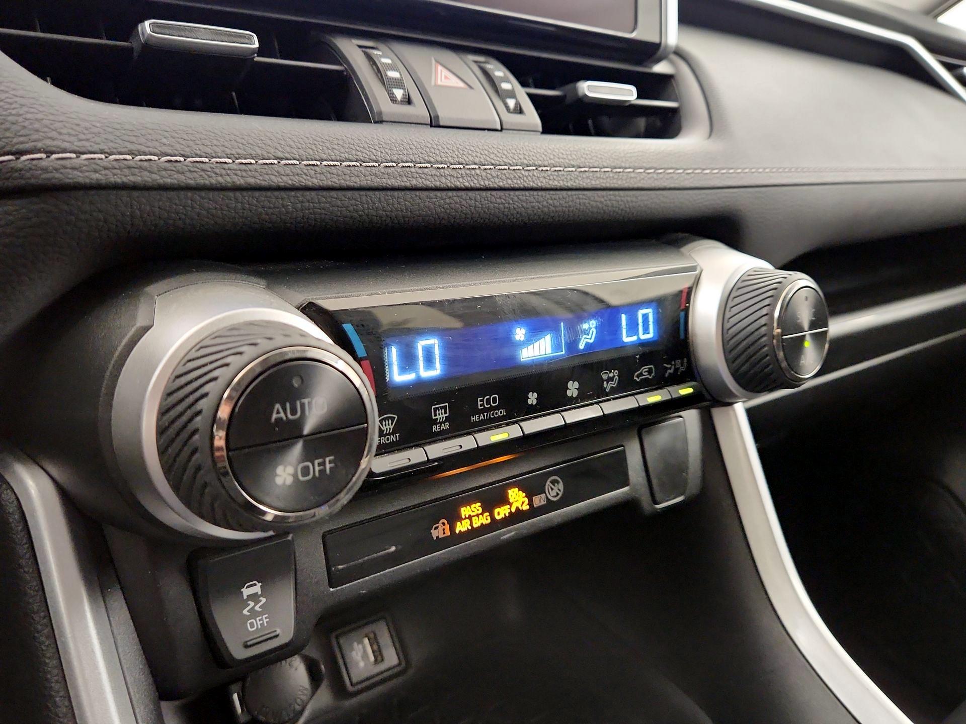 Thumbnail: 2024 Toyota RAV4 - 16