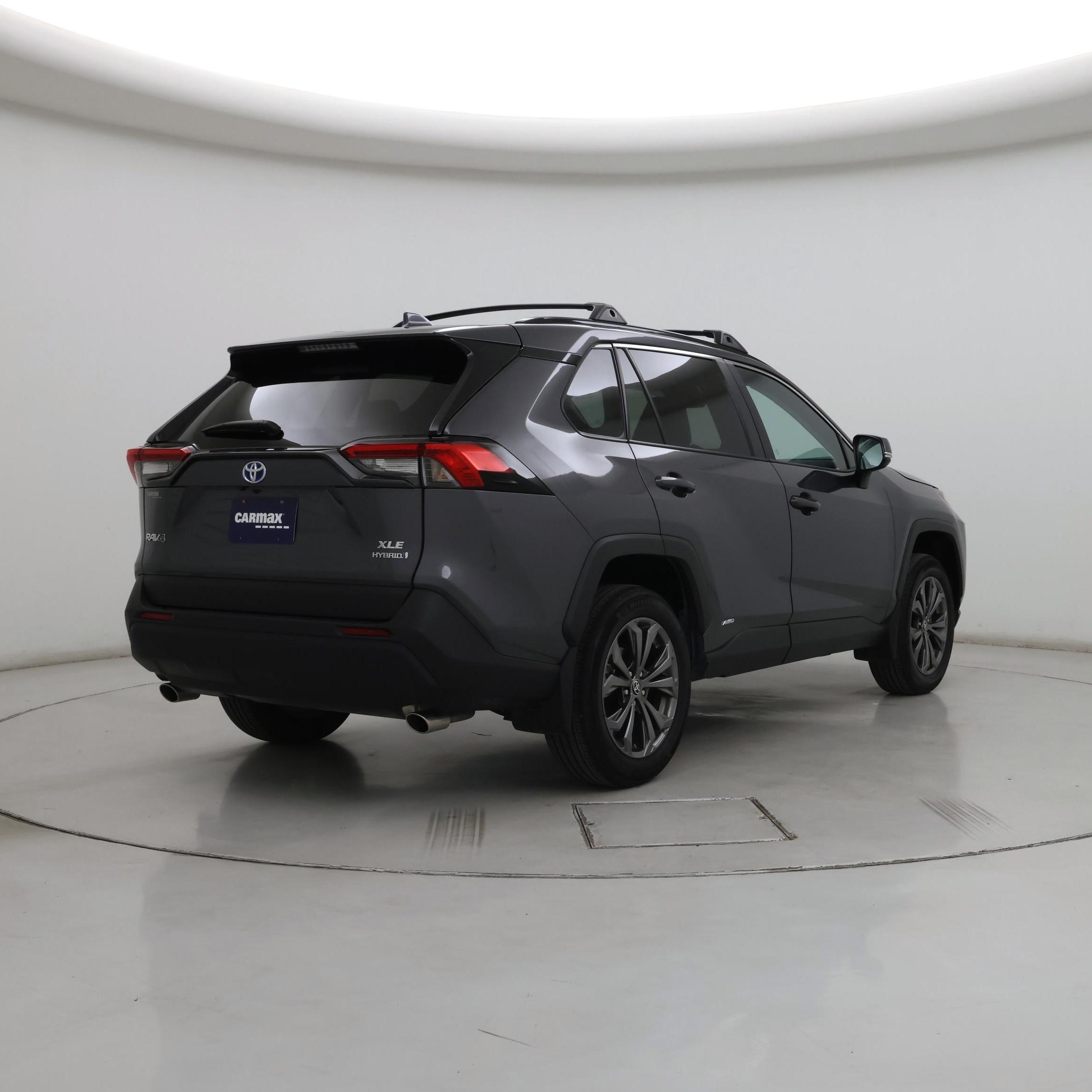 Thumbnail: 2024 Toyota RAV4 - 8