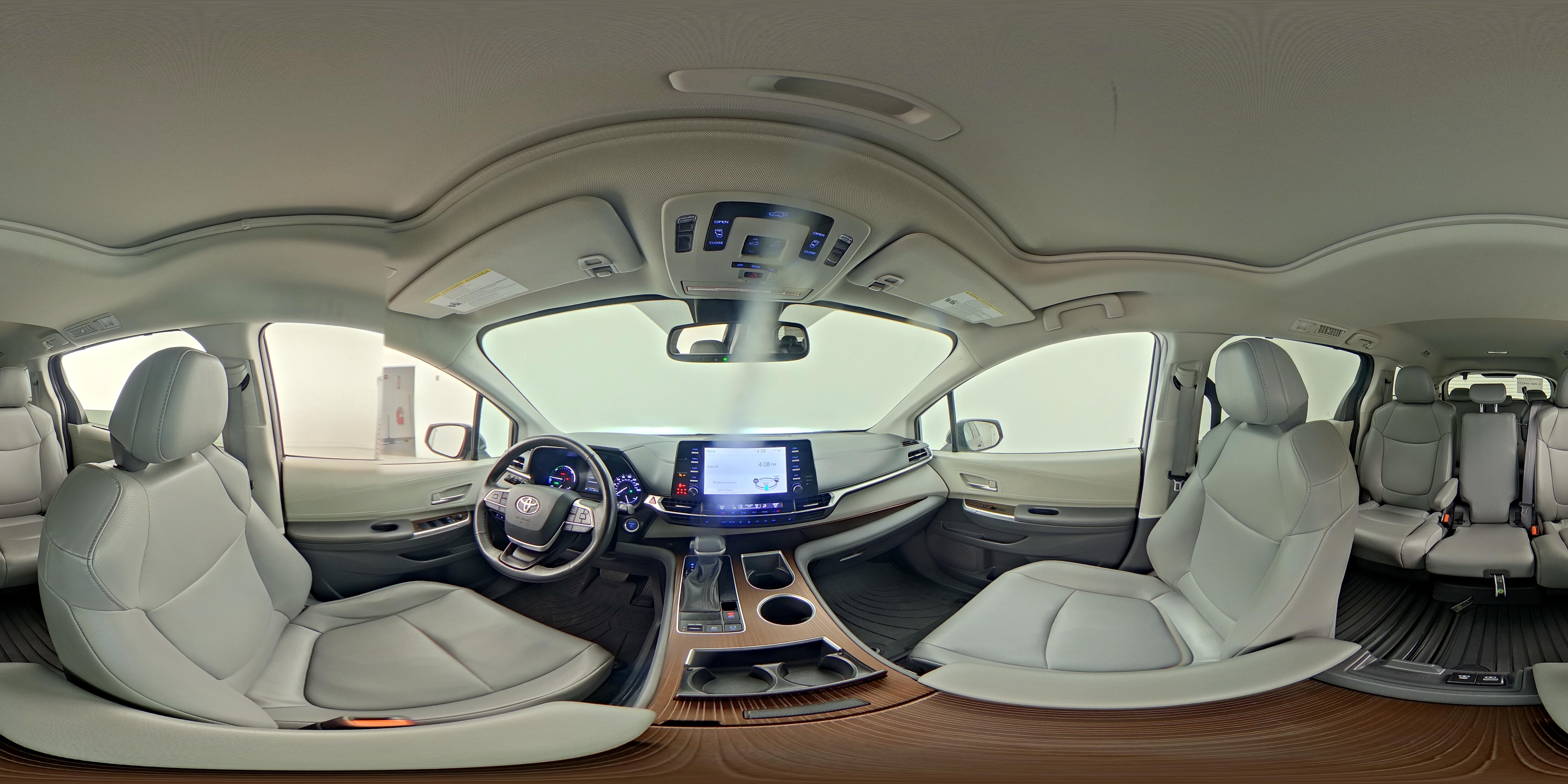 2021 Toyota Sienna XLE - Photo 24