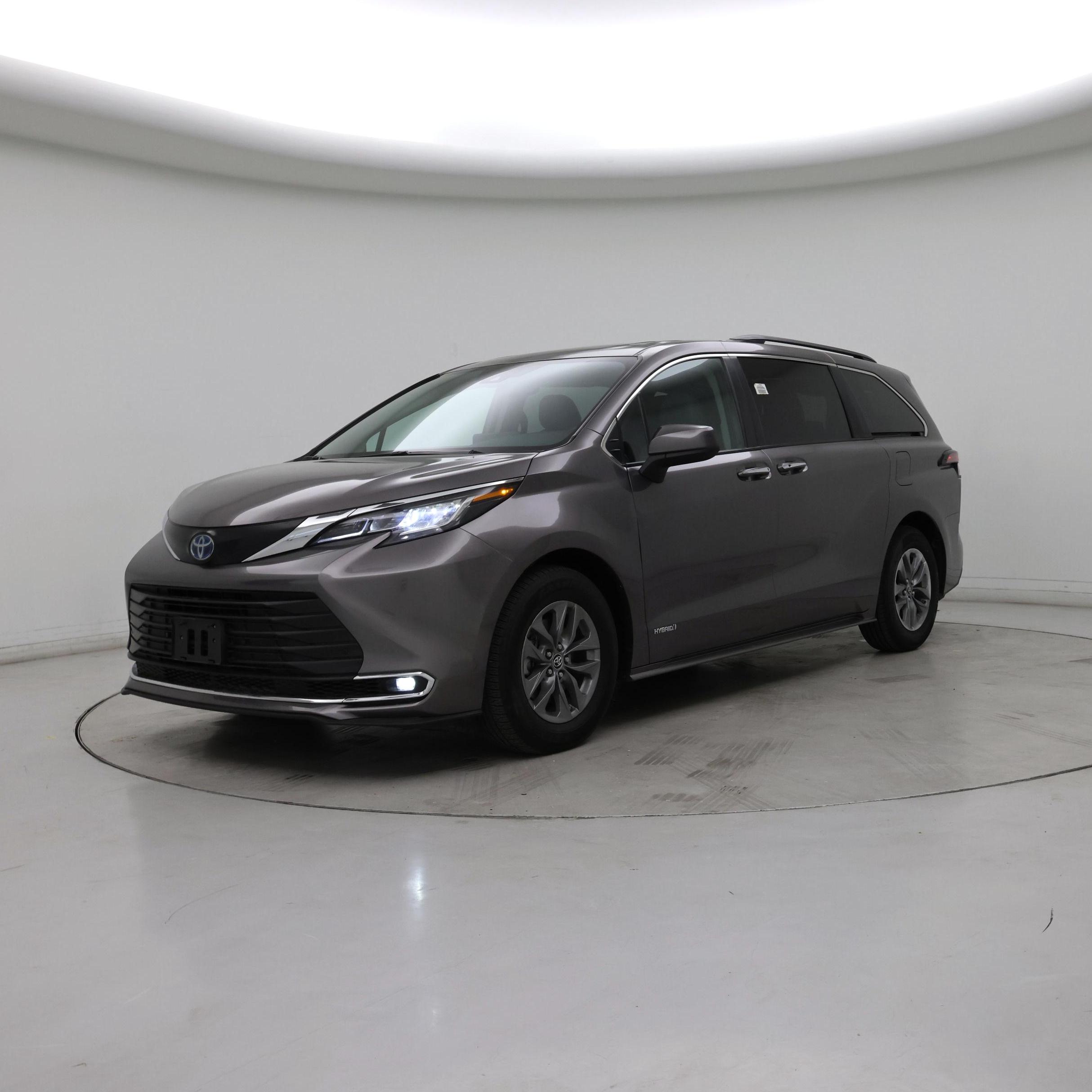 Thumbnail: 2021 Toyota Sienna - 4