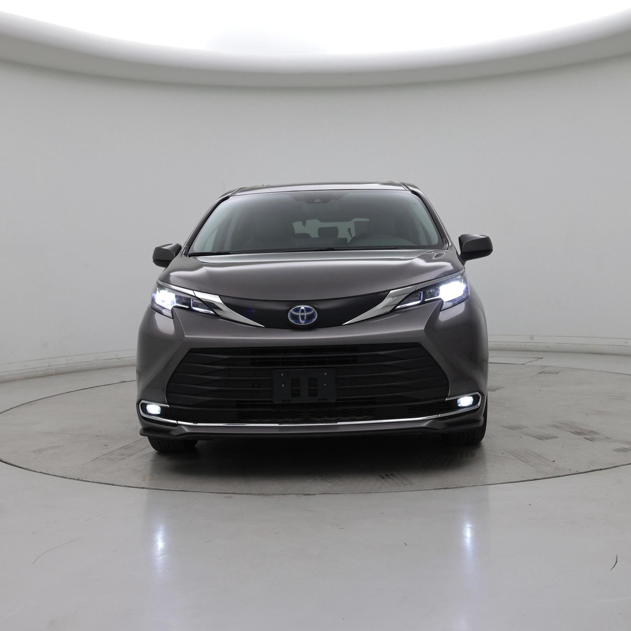 Thumbnail: 2021 Toyota Sienna - 5