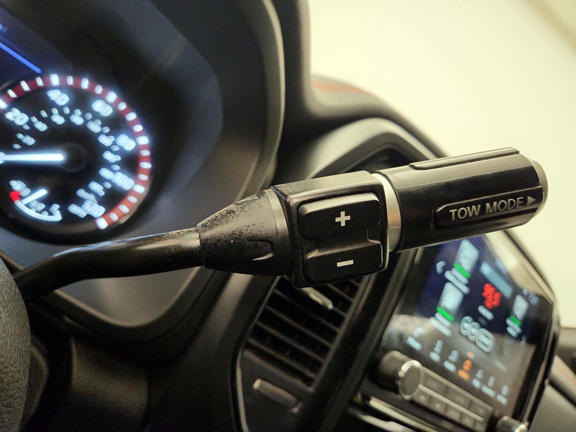 Thumbnail: 2021 Nissan Titan - 18