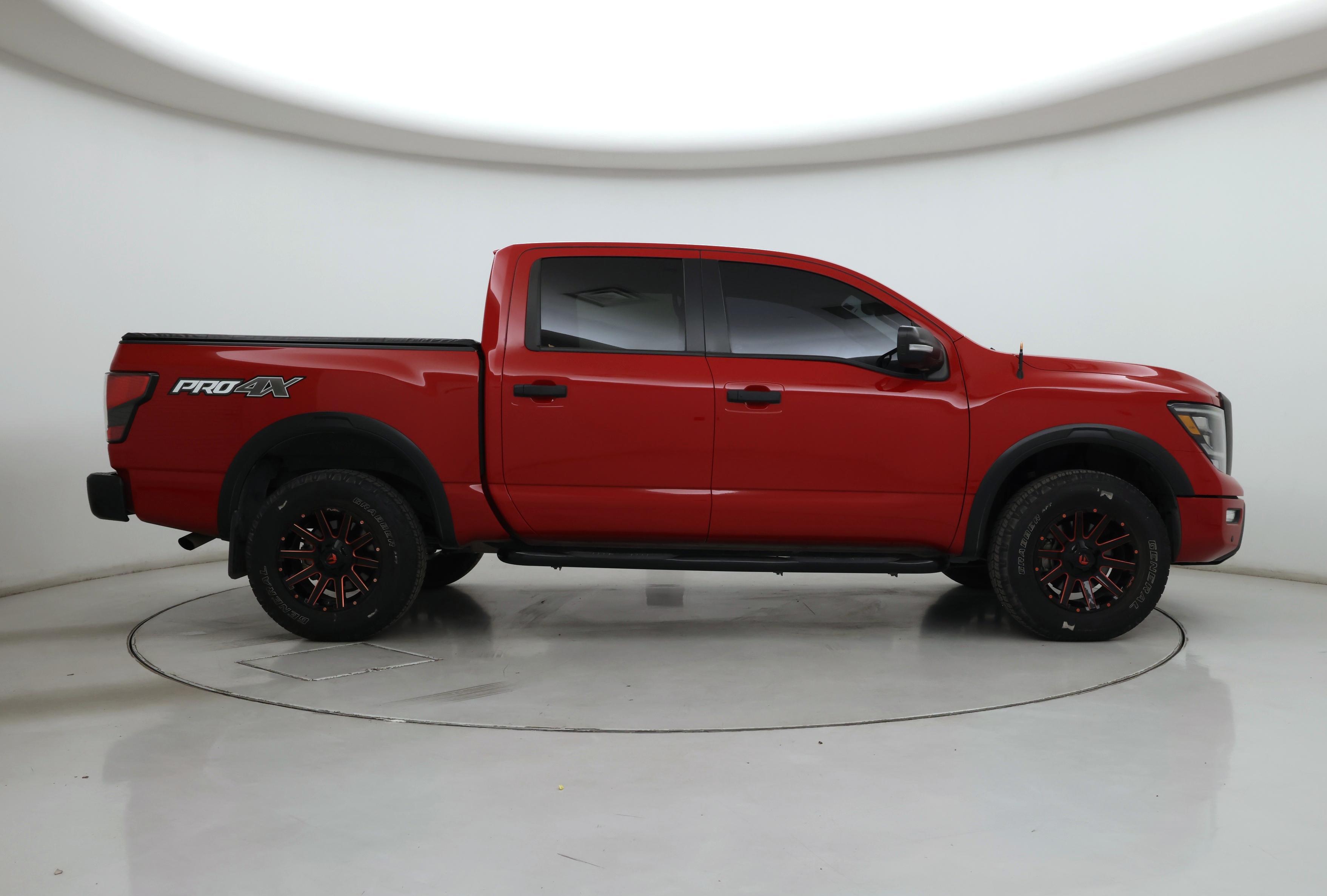 Thumbnail: 2021 Nissan Titan - 7
