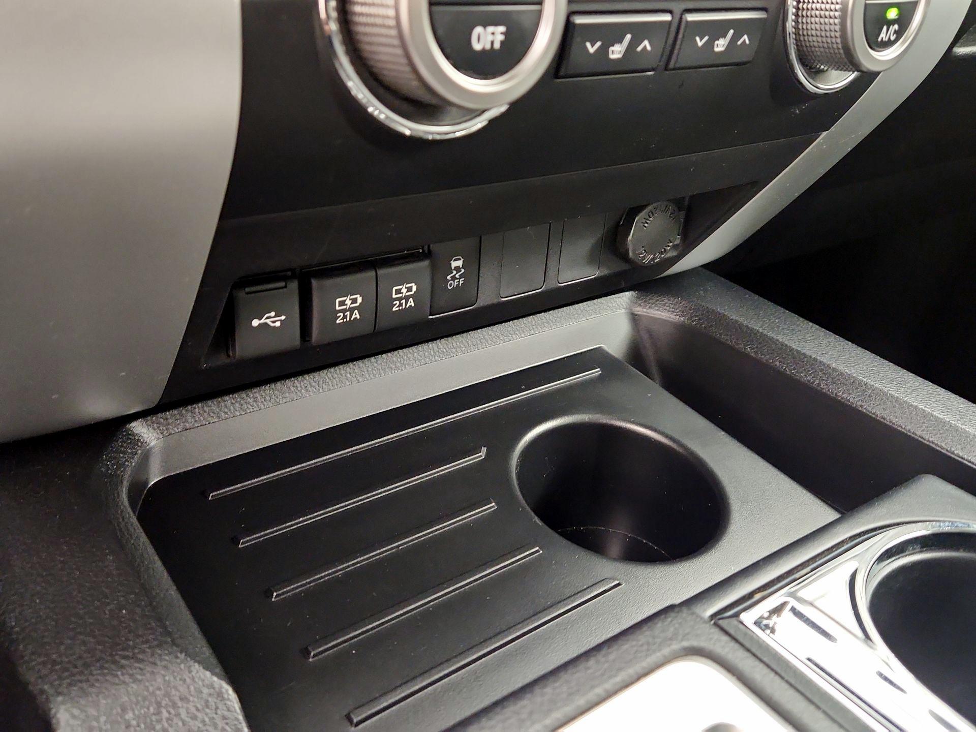 Thumbnail: 2021 Toyota Tundra - 19