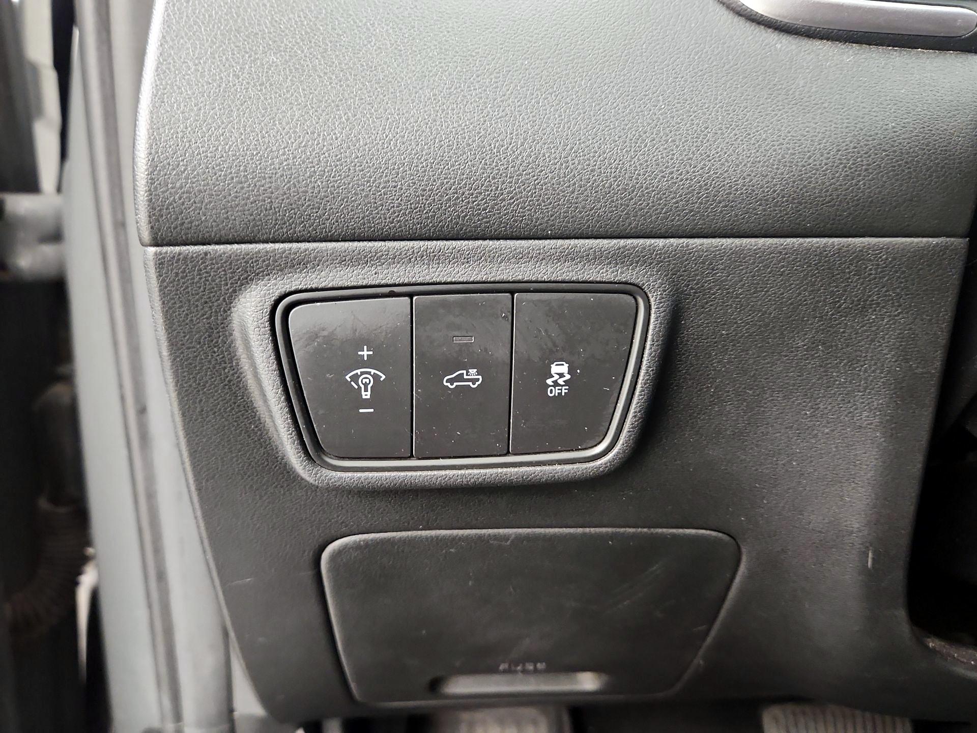 Thumbnail: 2023 Hyundai Santa Cruz - 13