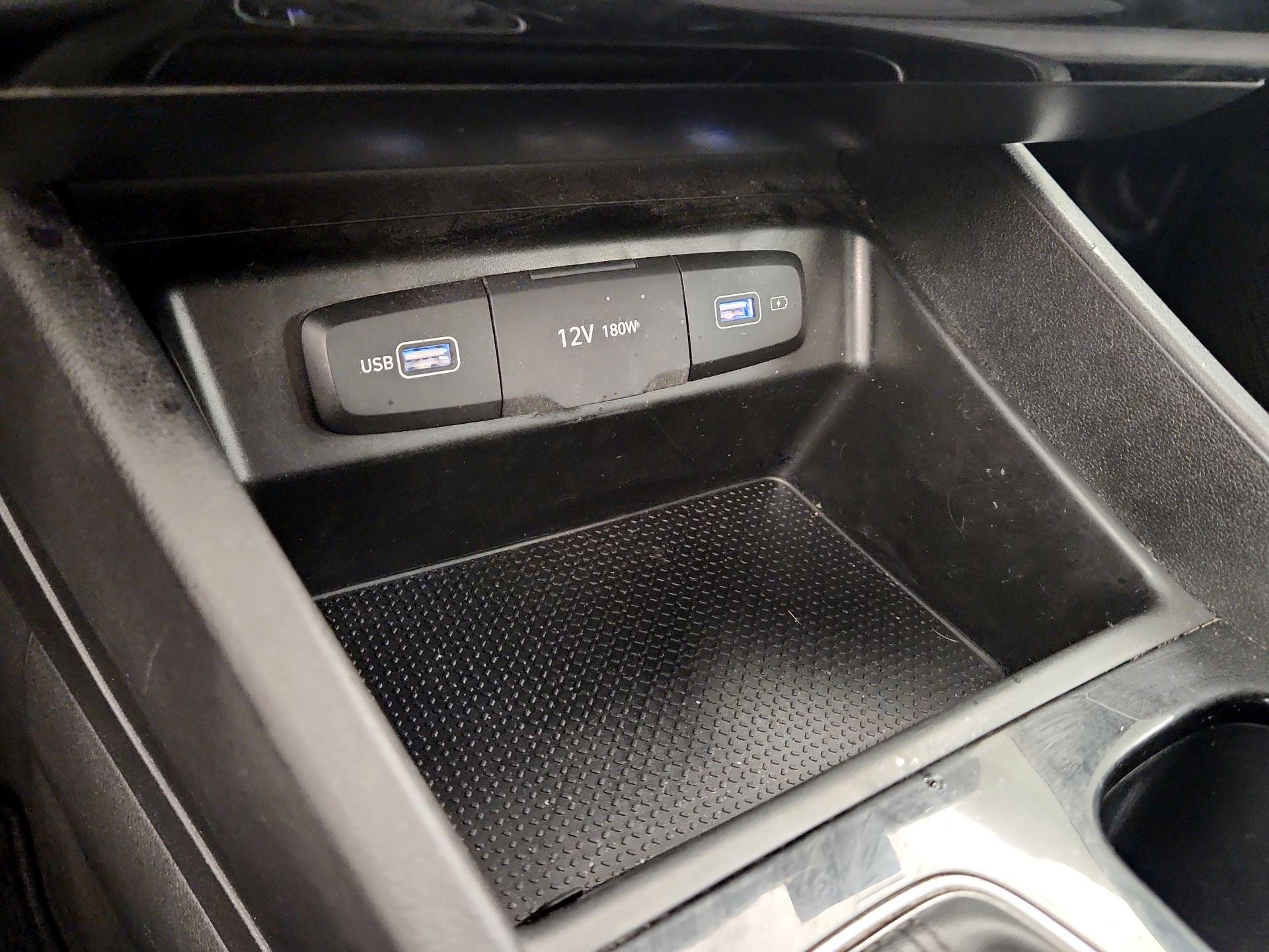 Thumbnail: 2023 Hyundai Santa Cruz - 18