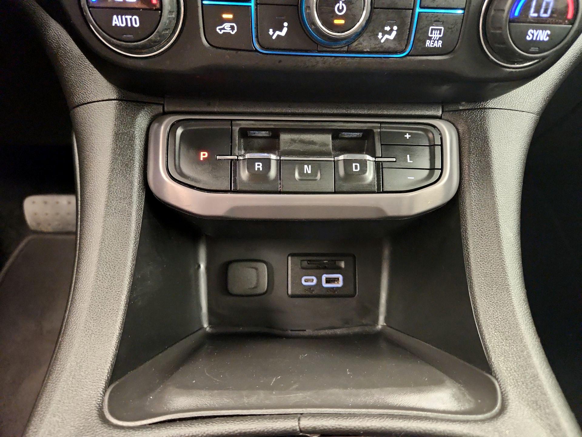 Thumbnail: 2021 GMC Acadia - 17