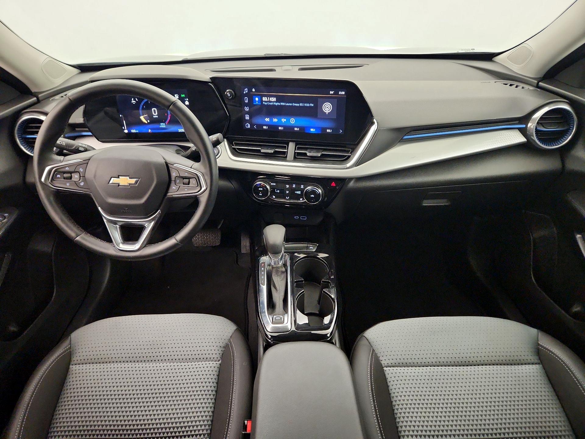 Thumbnail: 2025 Chevrolet Trax - 9