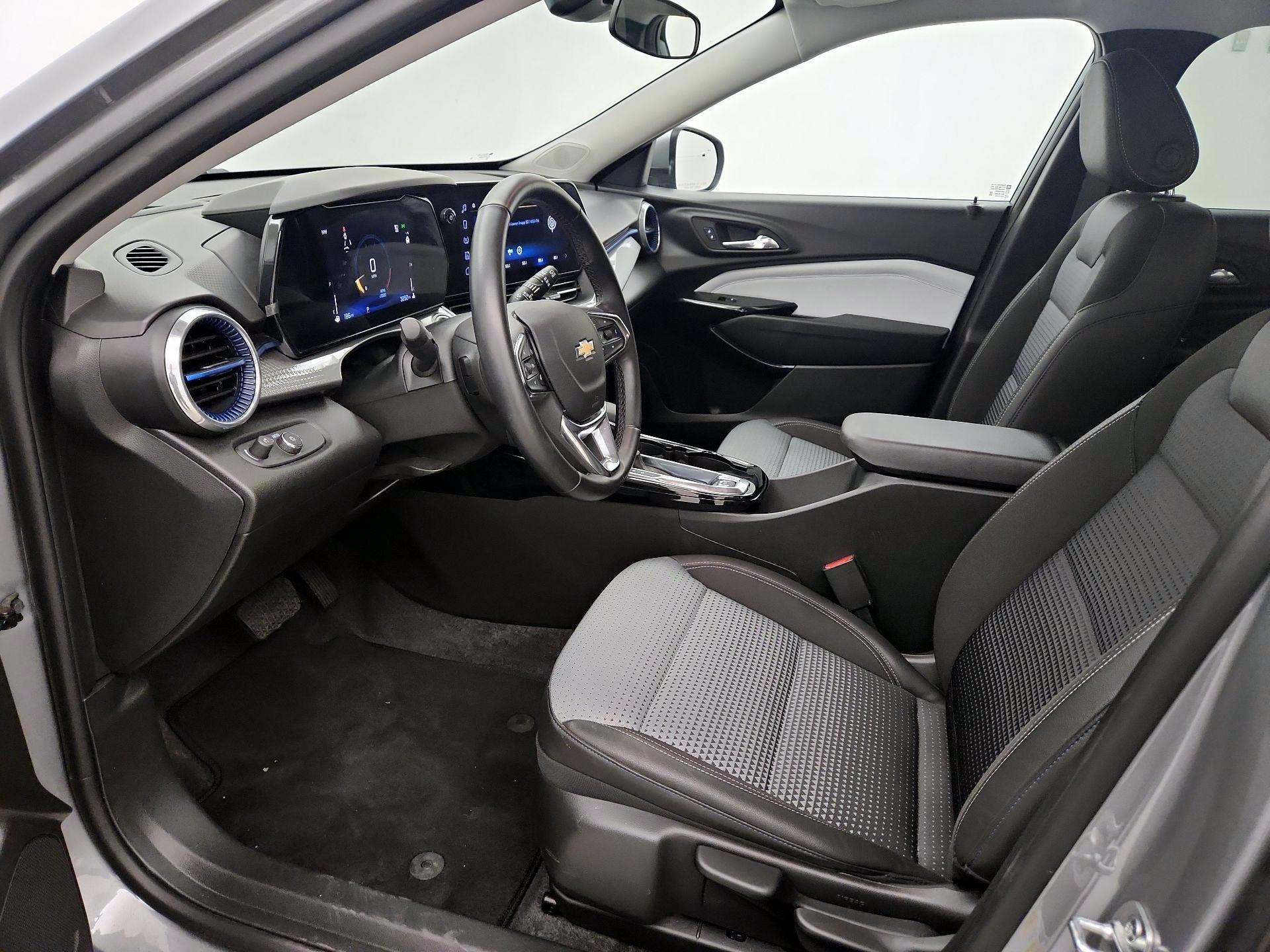 Thumbnail: 2025 Chevrolet Trax - 11