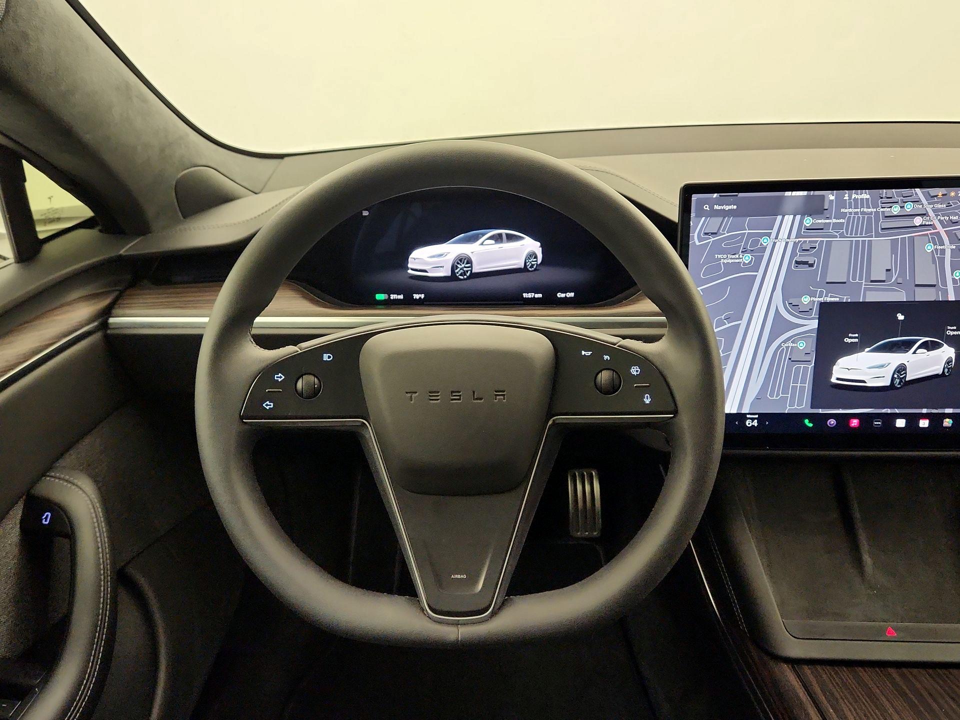 Thumbnail: 2023 Tesla Model S - 10