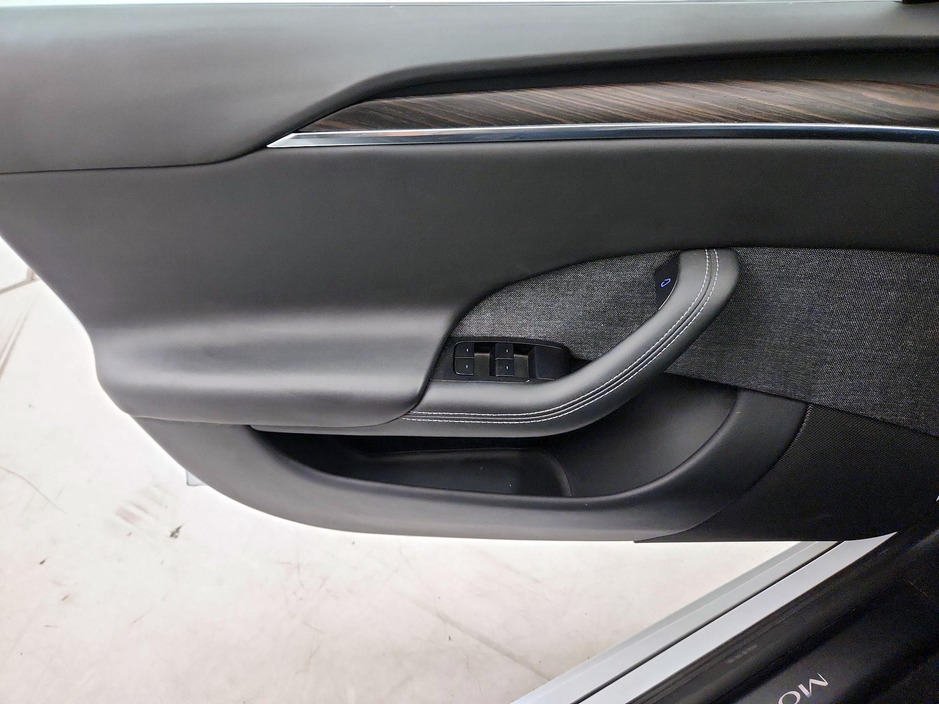 Thumbnail: 2023 Tesla Model S - 12