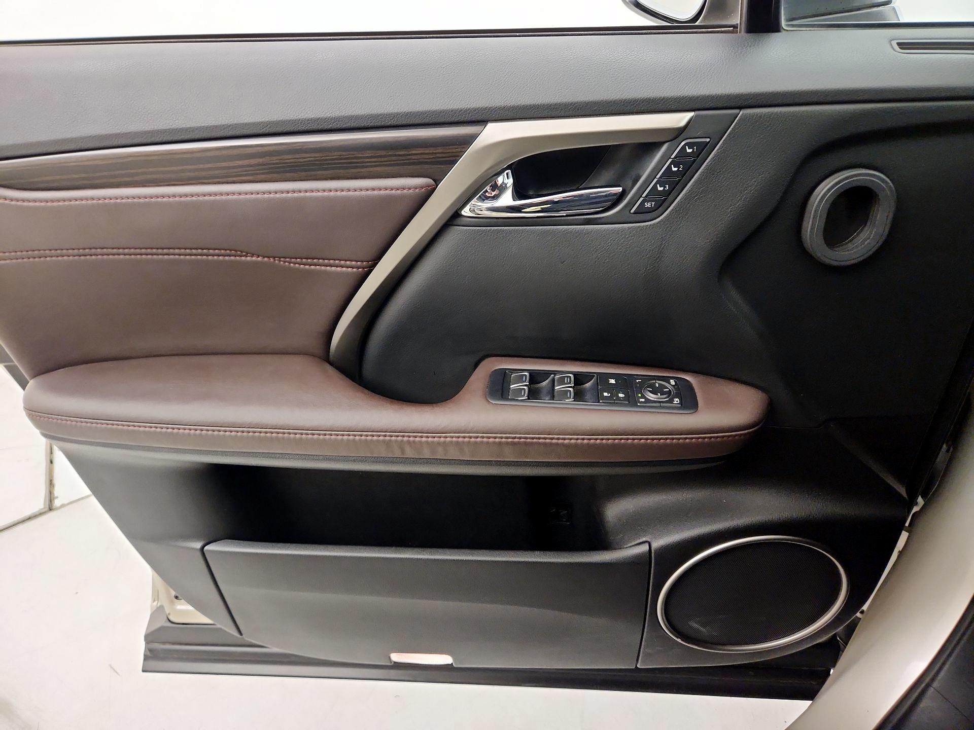 Thumbnail: 2017 Lexus RX - 12