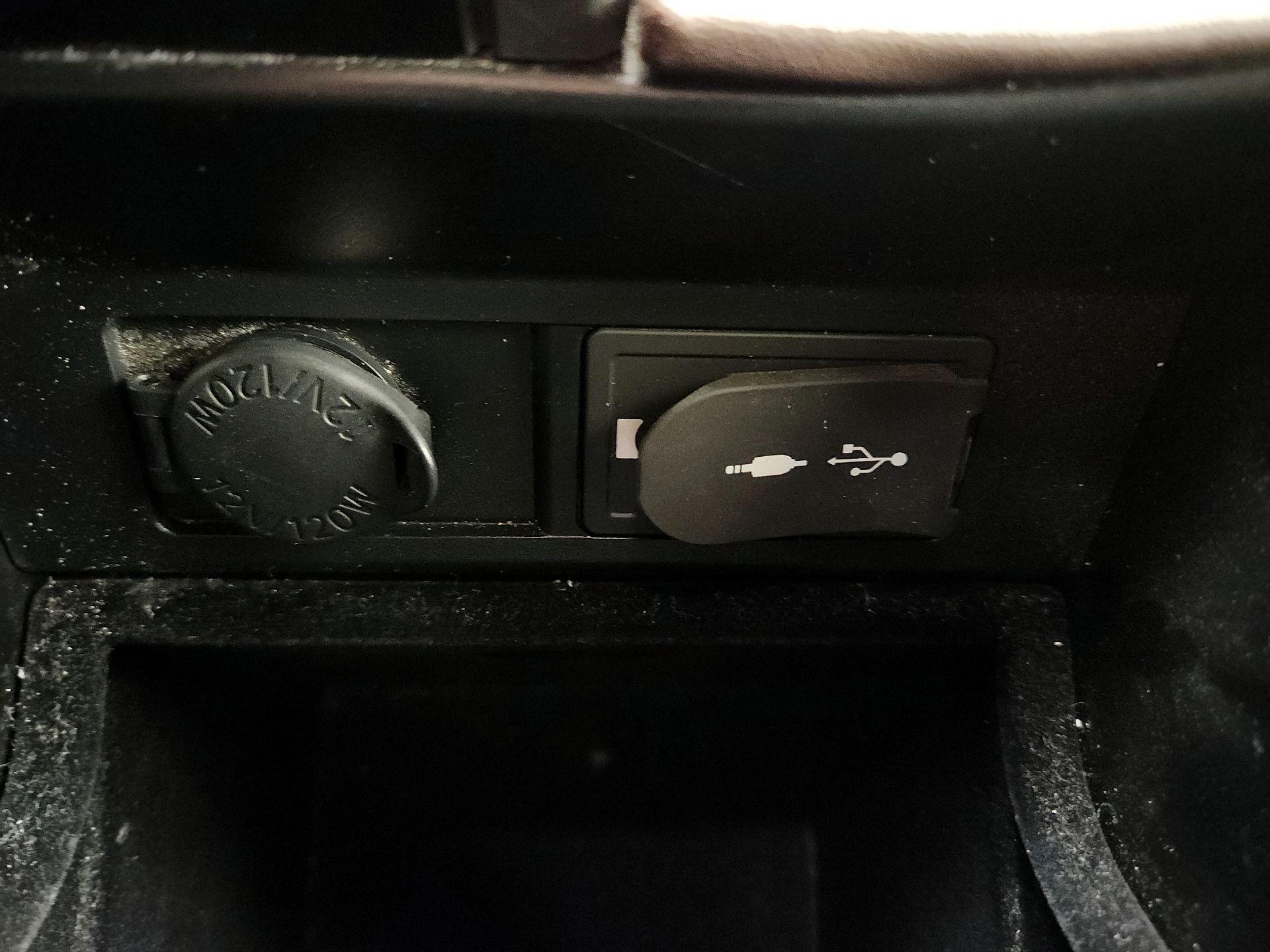 Thumbnail: 2017 Lexus RX - 19