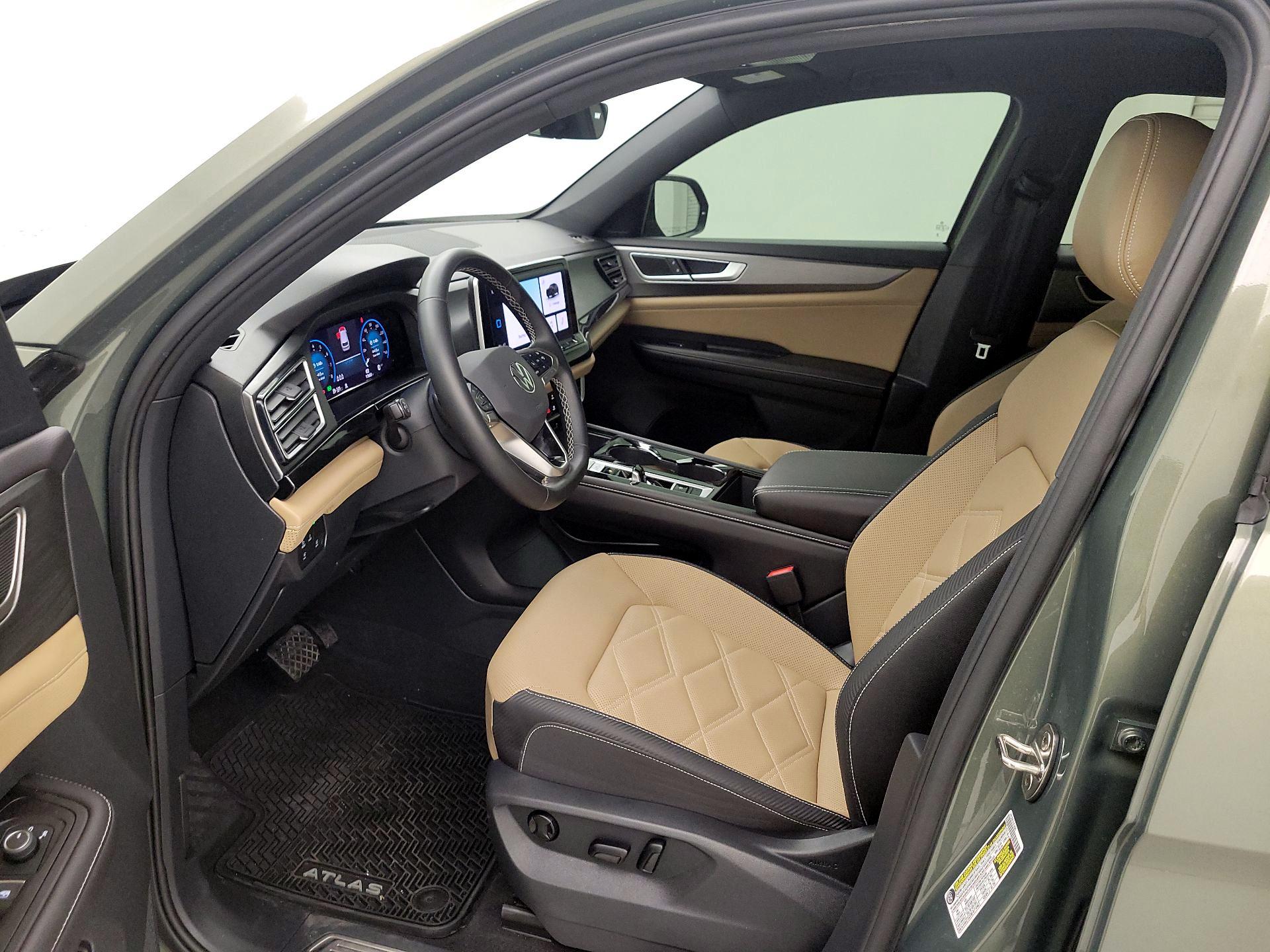 Thumbnail: 2025 Volkswagen Atlas - 11