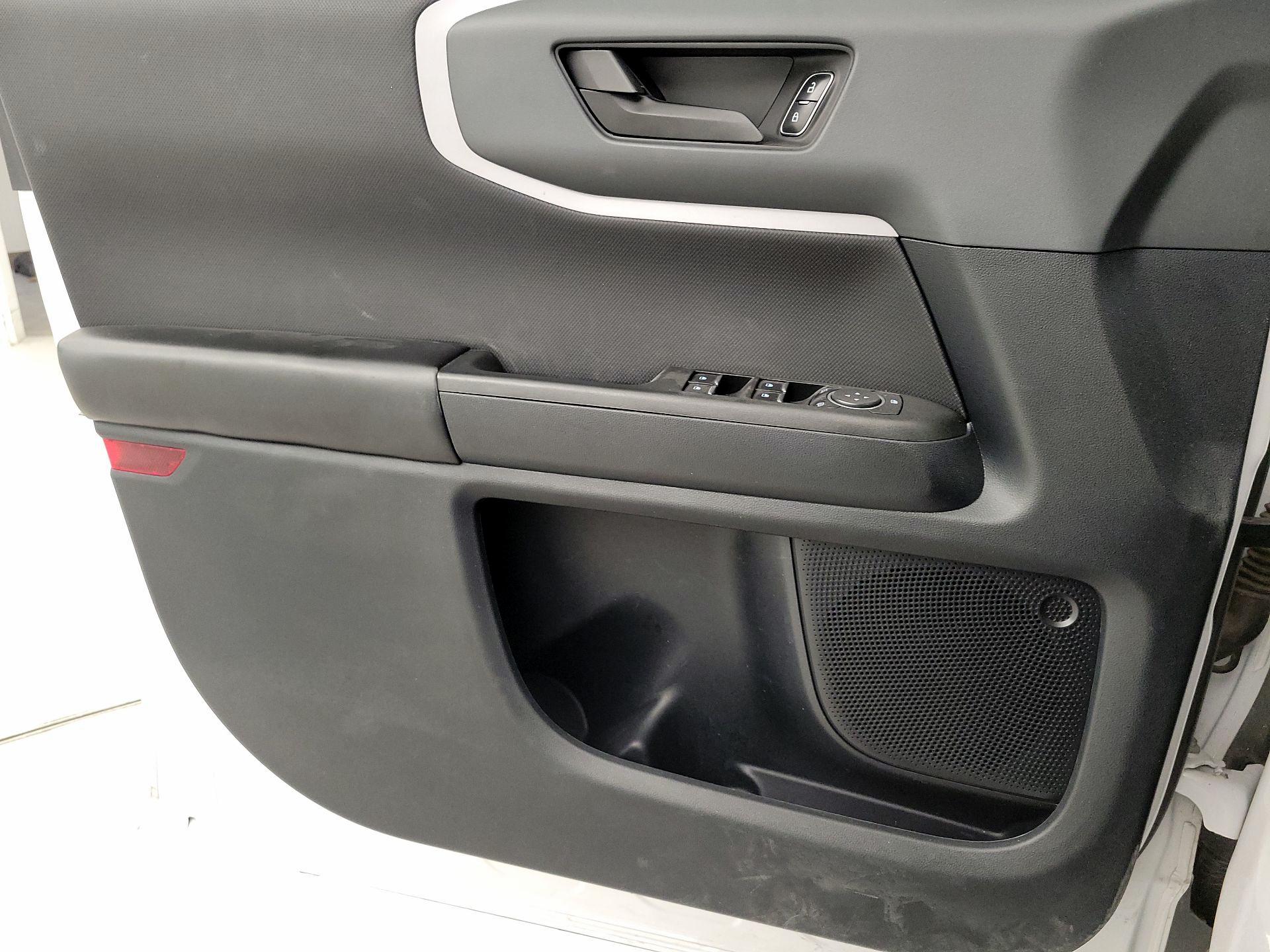 Thumbnail: 2023 Ford Bronco Sport - 12