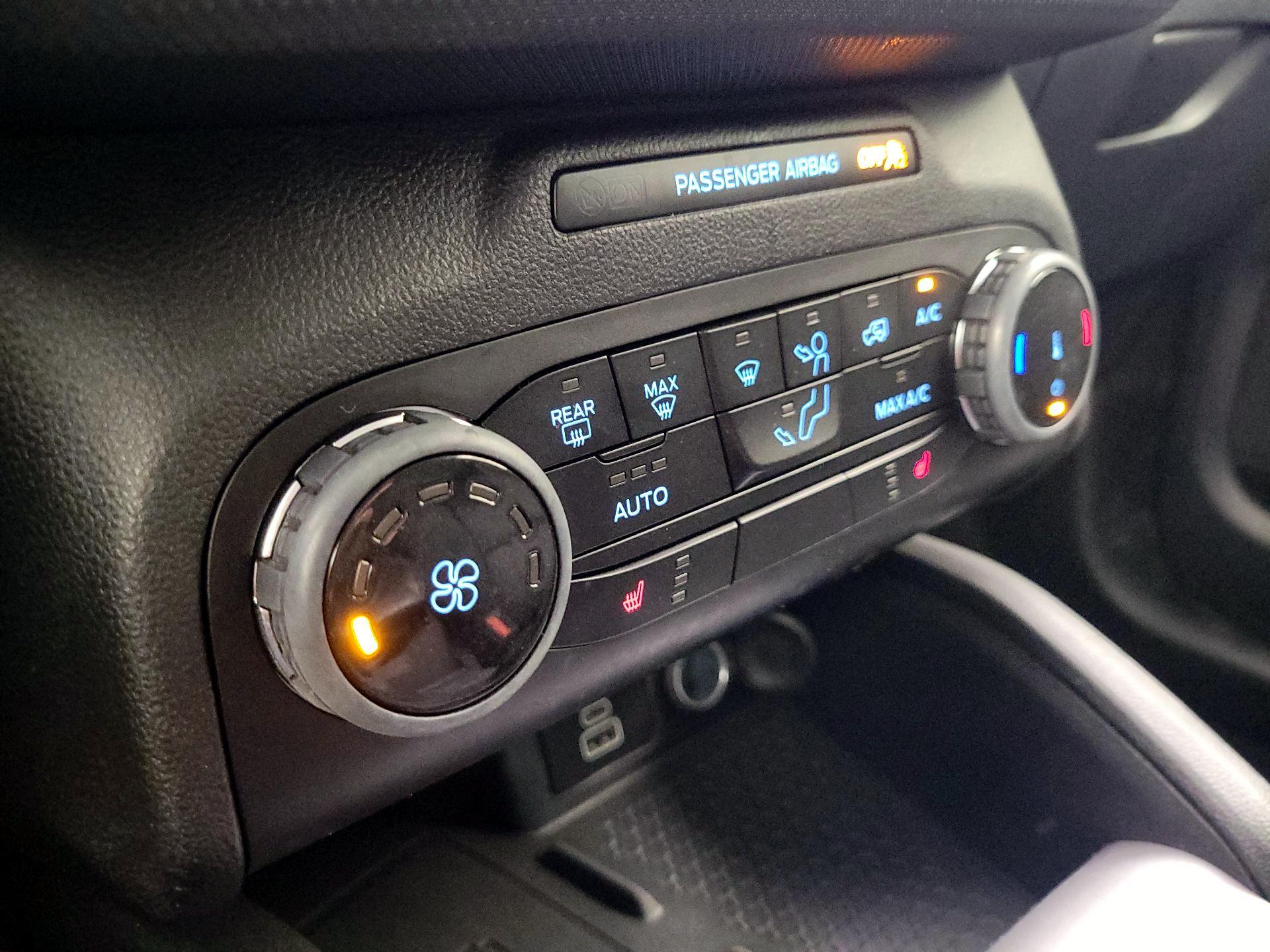 Thumbnail: 2023 Ford Bronco Sport - 14