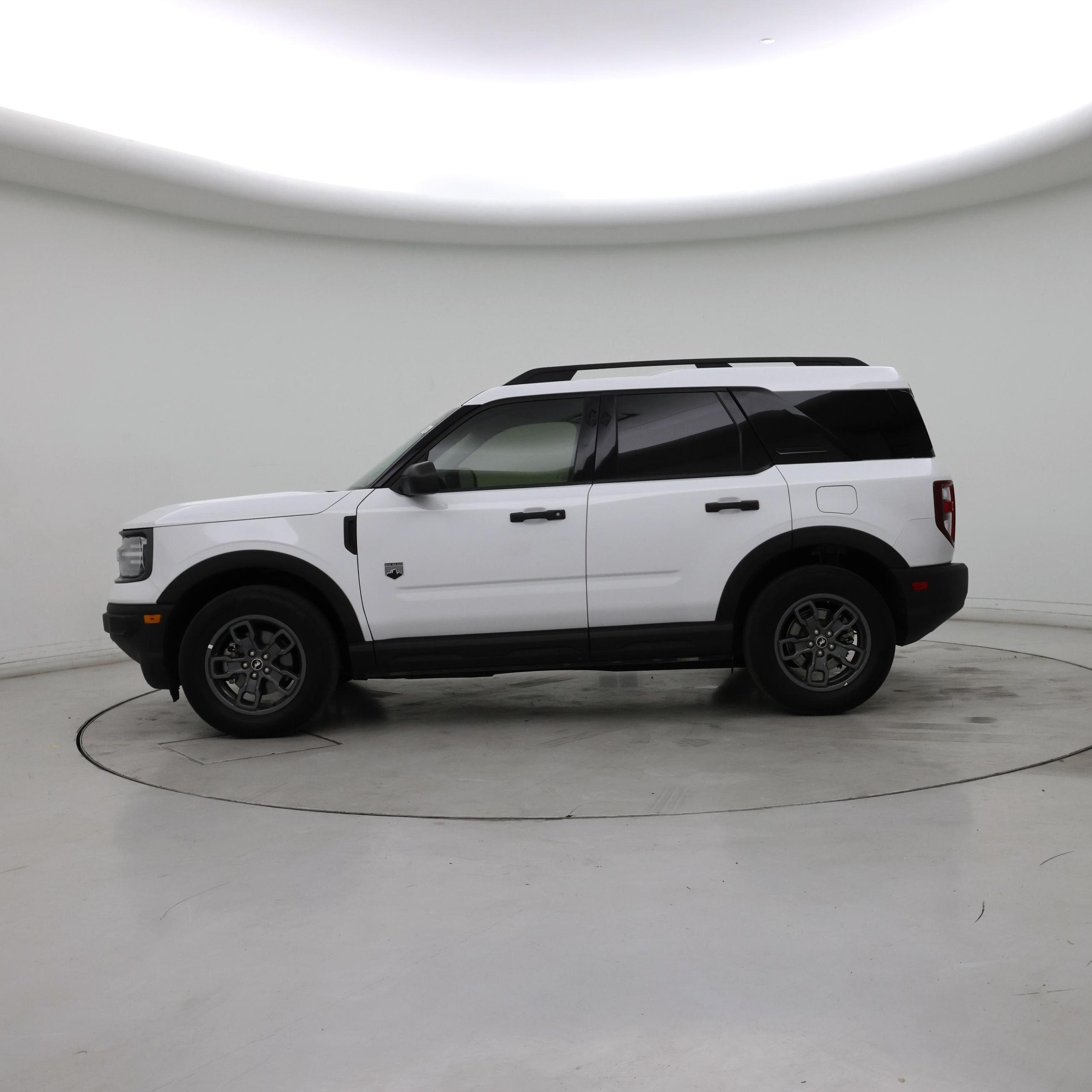 Thumbnail: 2023 Ford Bronco Sport - 3