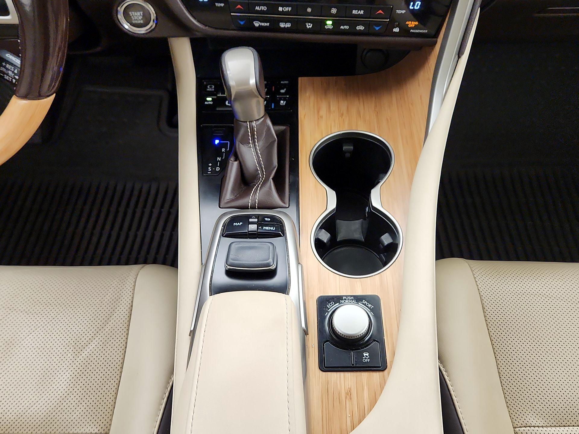 Thumbnail: 2018 Lexus RX - 18