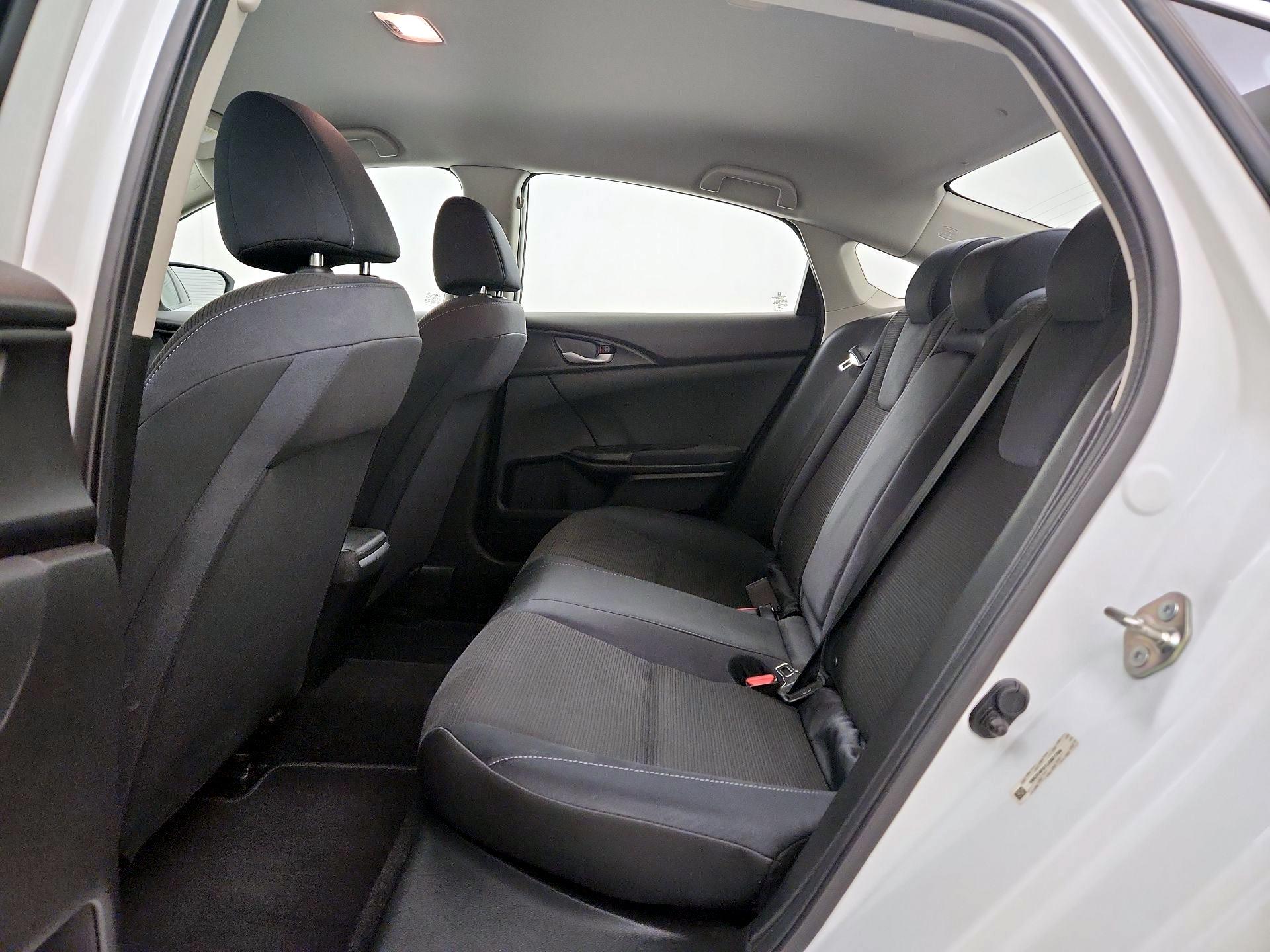 Thumbnail: 2020 Honda Insight - 19