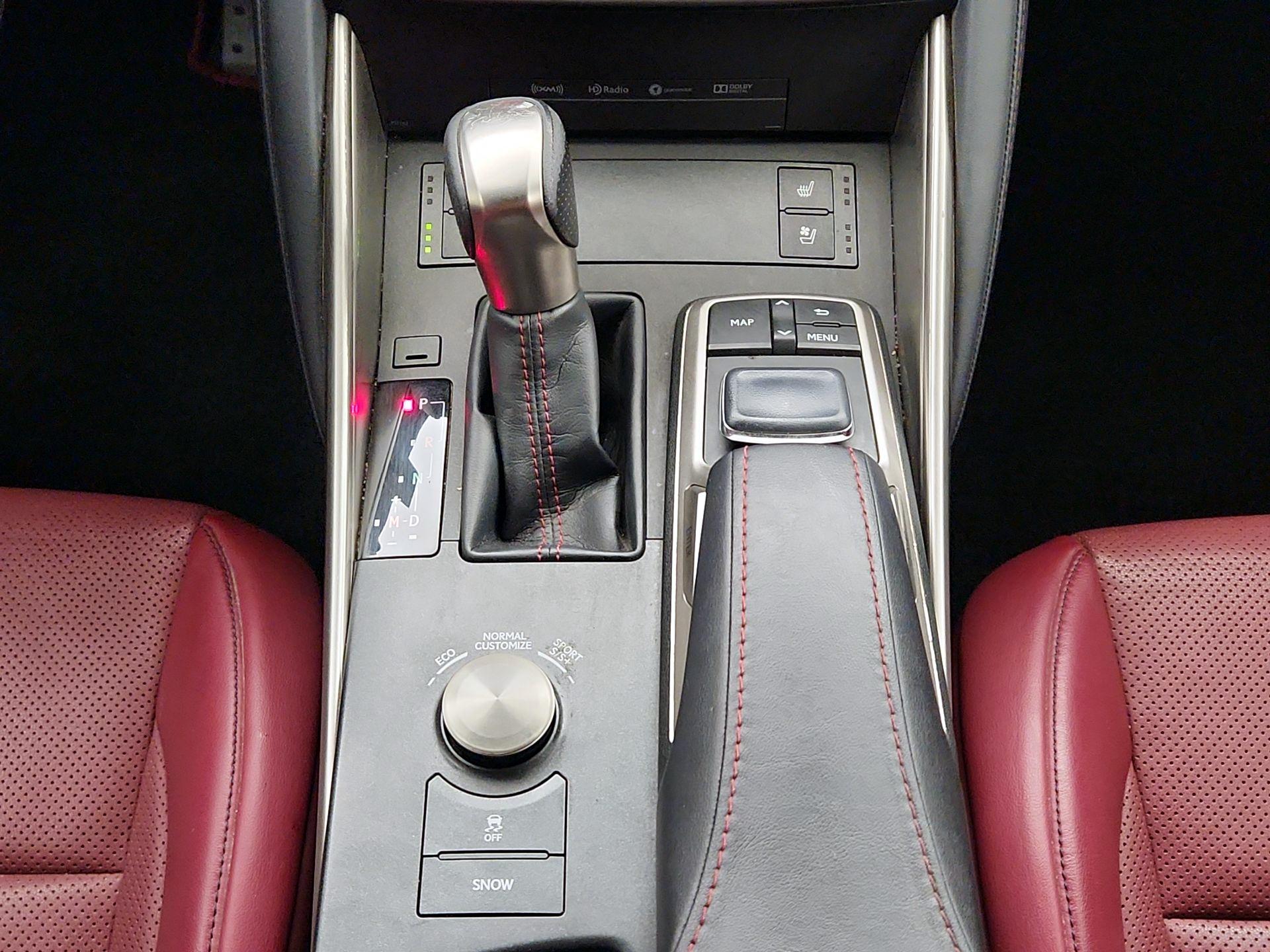 Thumbnail: 2019 Lexus IS - 18