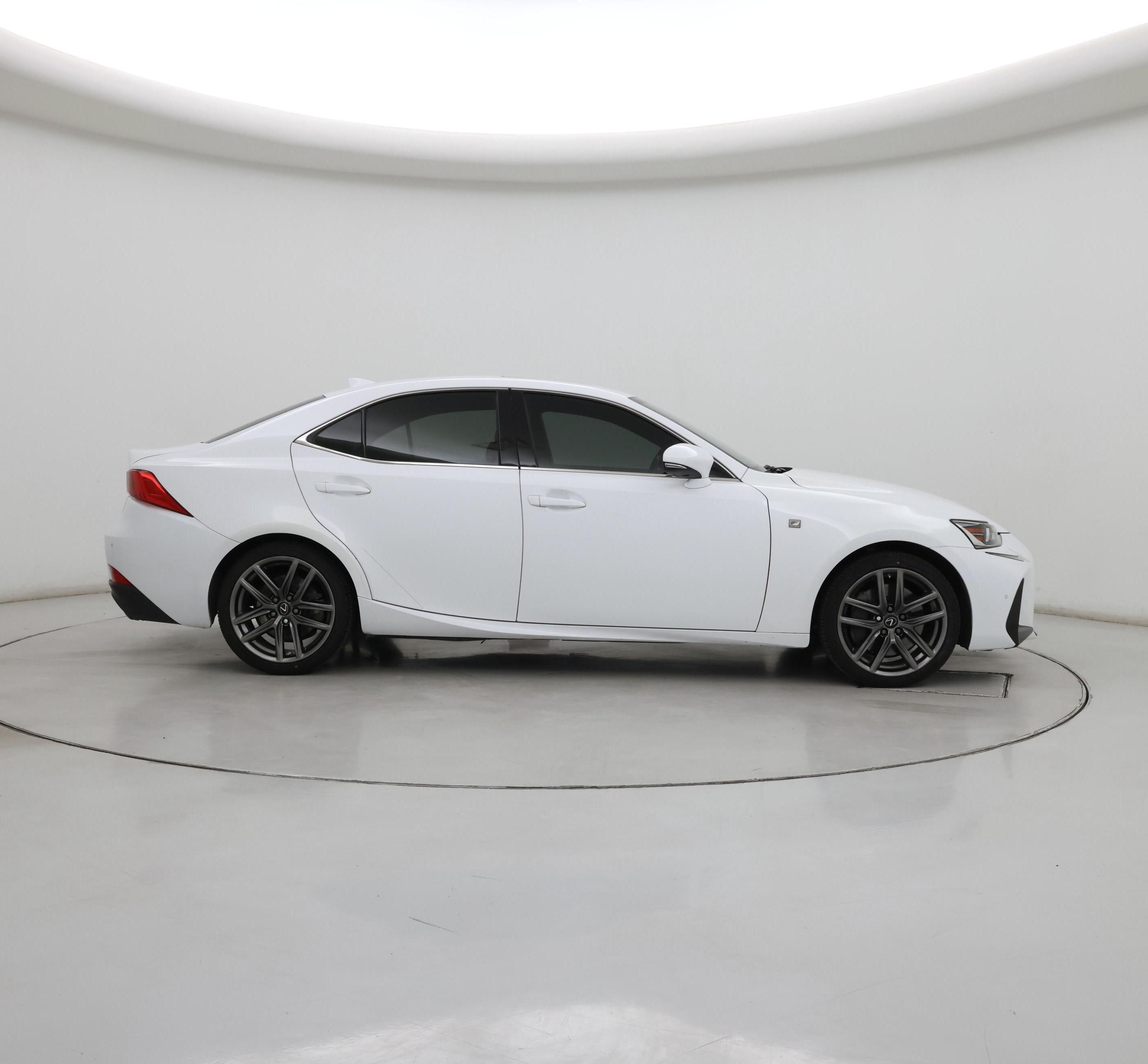 Thumbnail: 2019 Lexus IS - 7