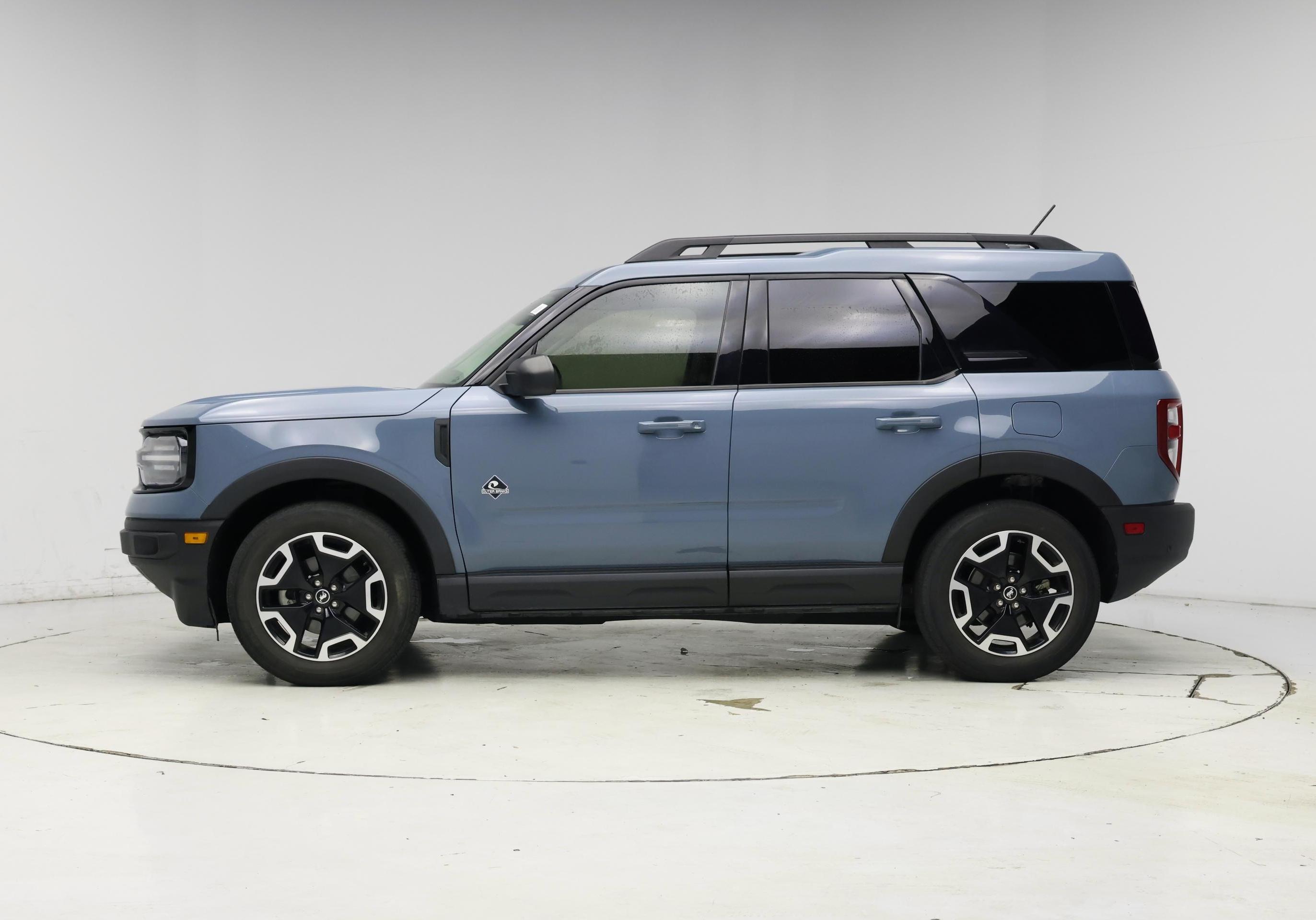 Thumbnail: 2023 Ford Bronco Sport - 3