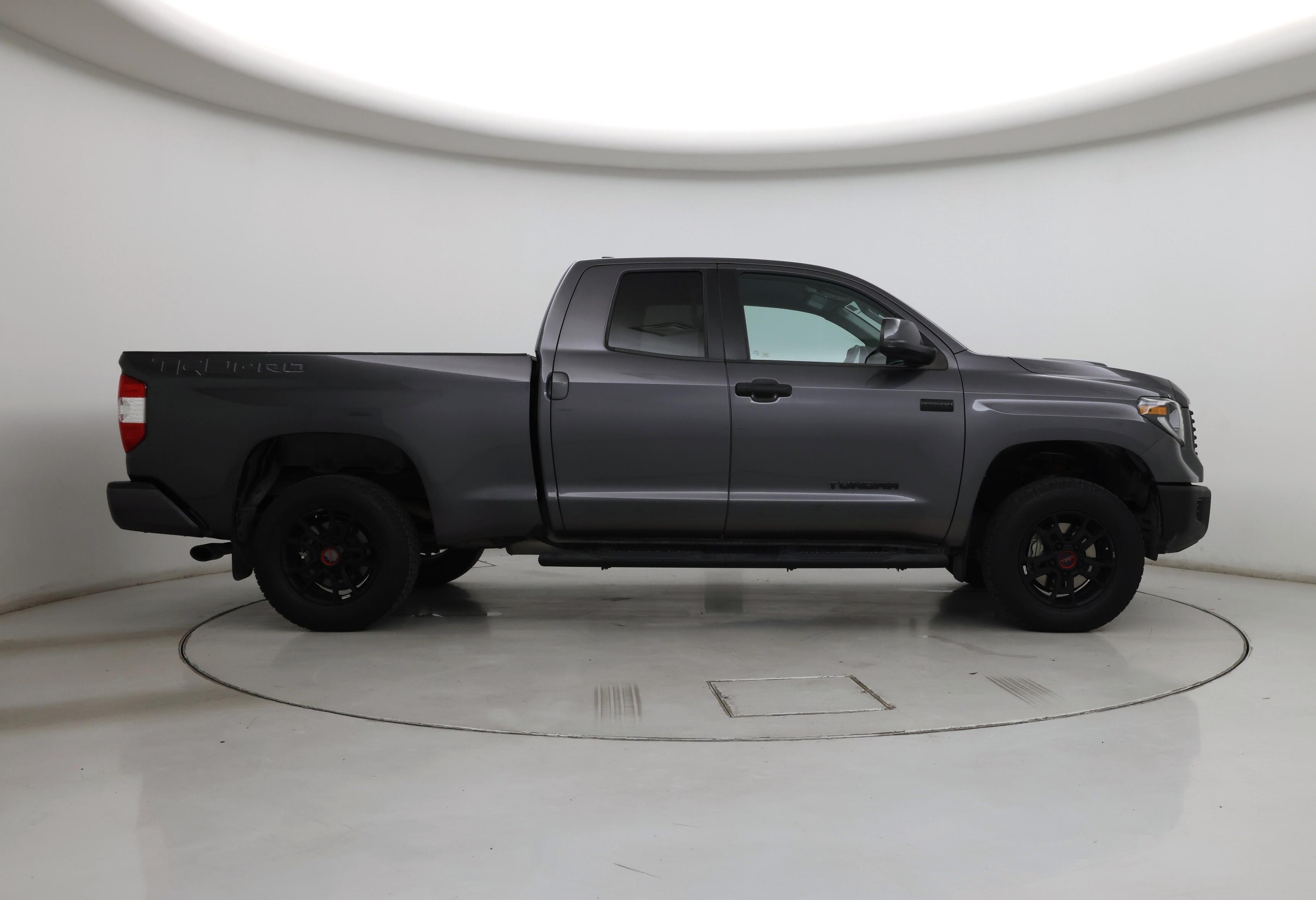 Thumbnail: 2020 Toyota Tundra - 7
