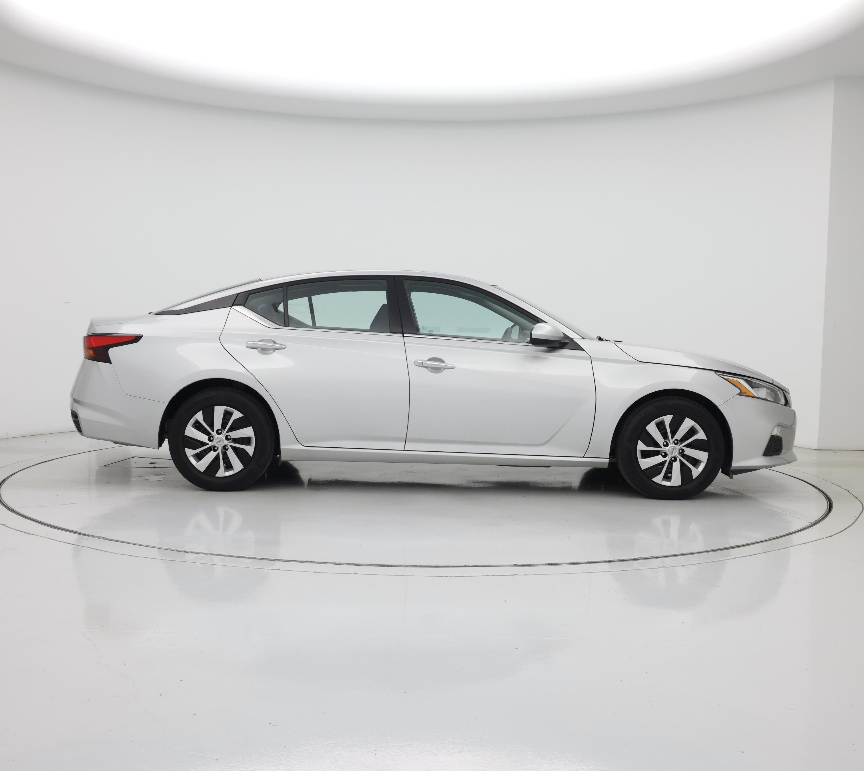 Thumbnail: 2021 Nissan Altima - 7