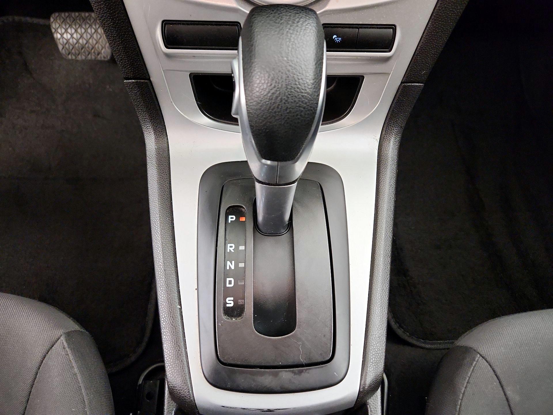 Thumbnail: 2017 Ford Fiesta - 16
