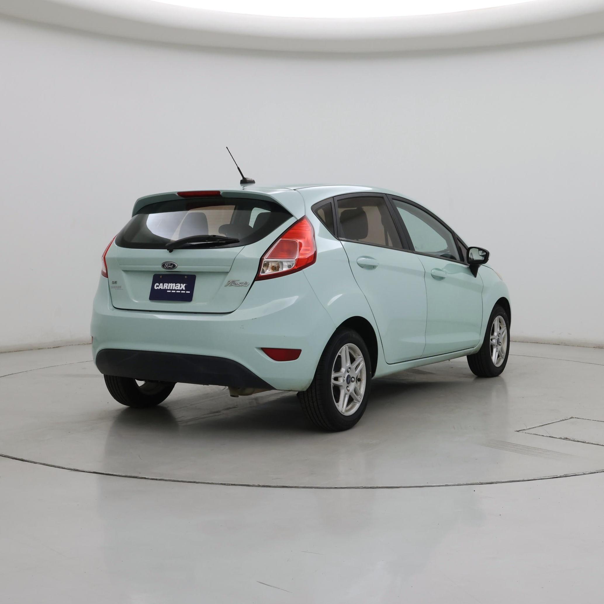 Thumbnail: 2017 Ford Fiesta - 8