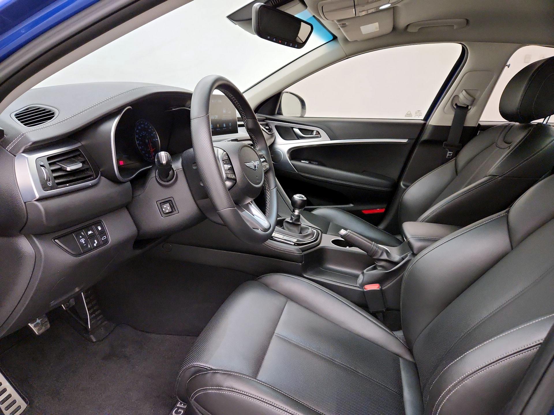 Thumbnail: 2020 Genesis G70 - 11