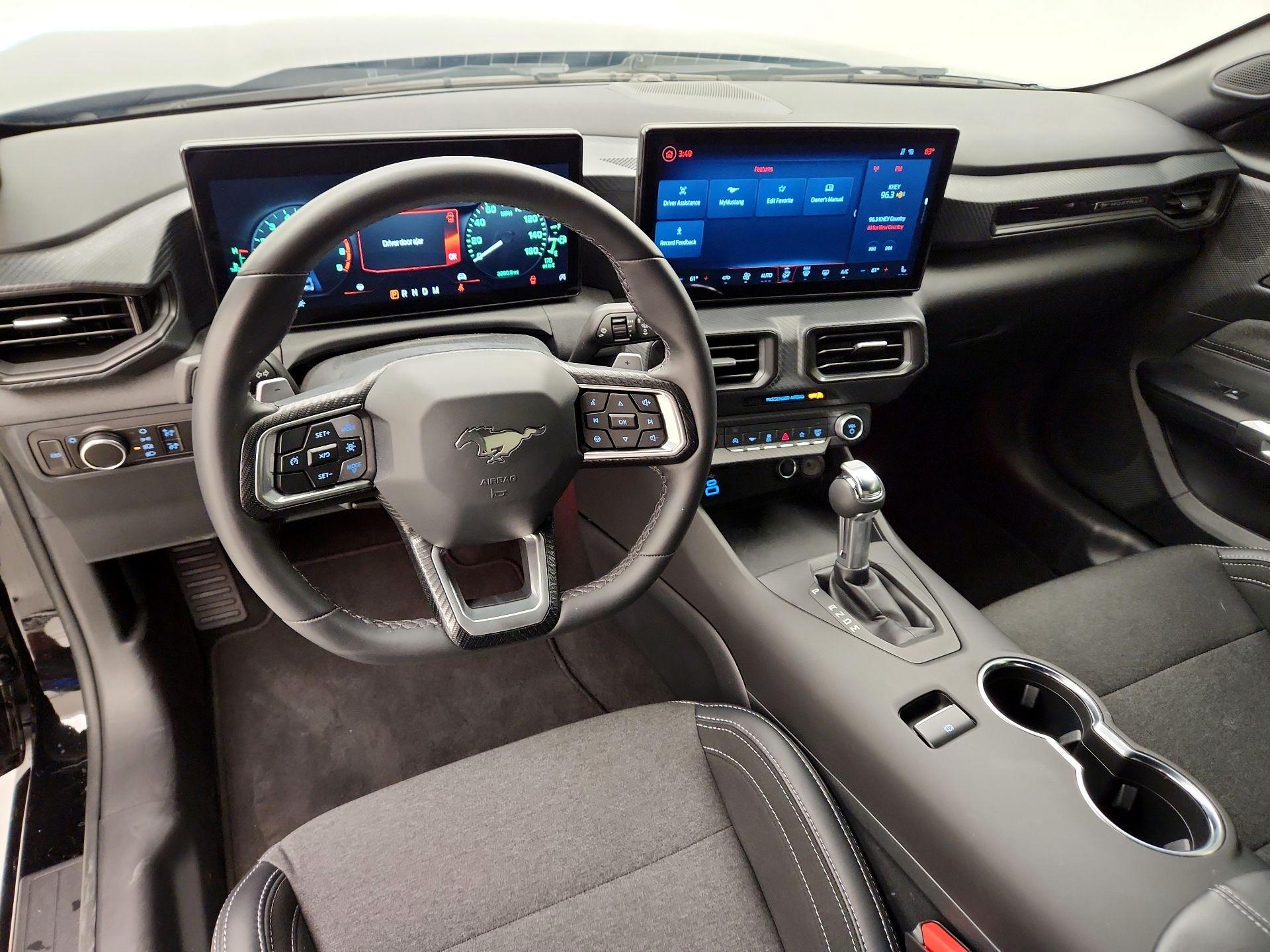Thumbnail: 2025 Ford Mustang - 9