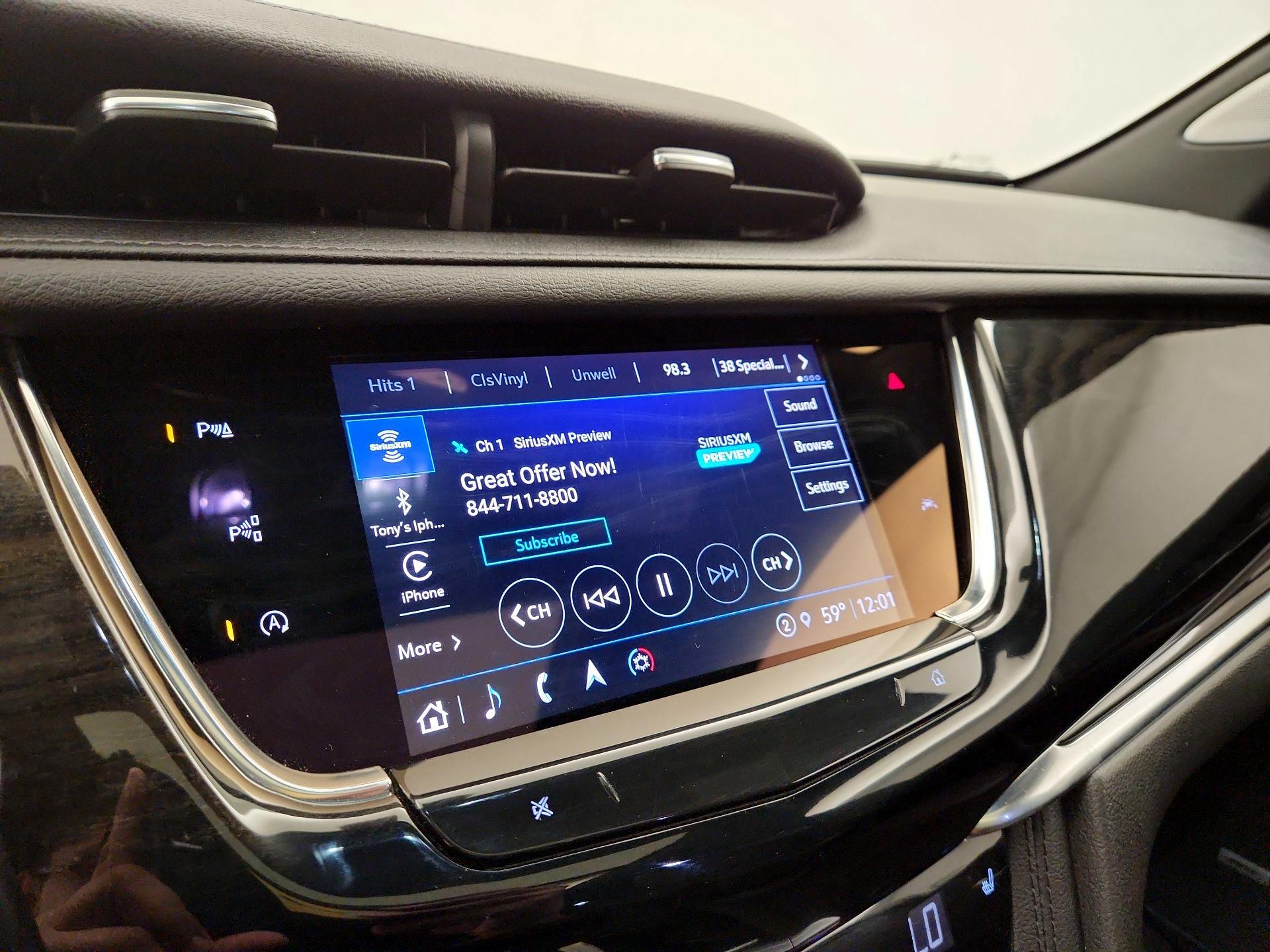 Thumbnail: 2022 Cadillac XT6 - 15