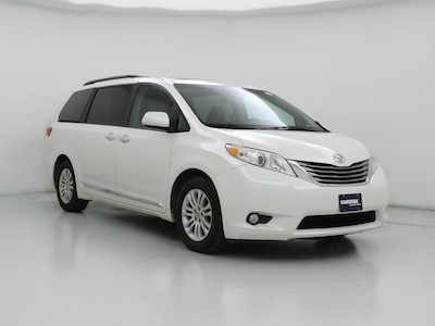 2017 Toyota Sienna XLE