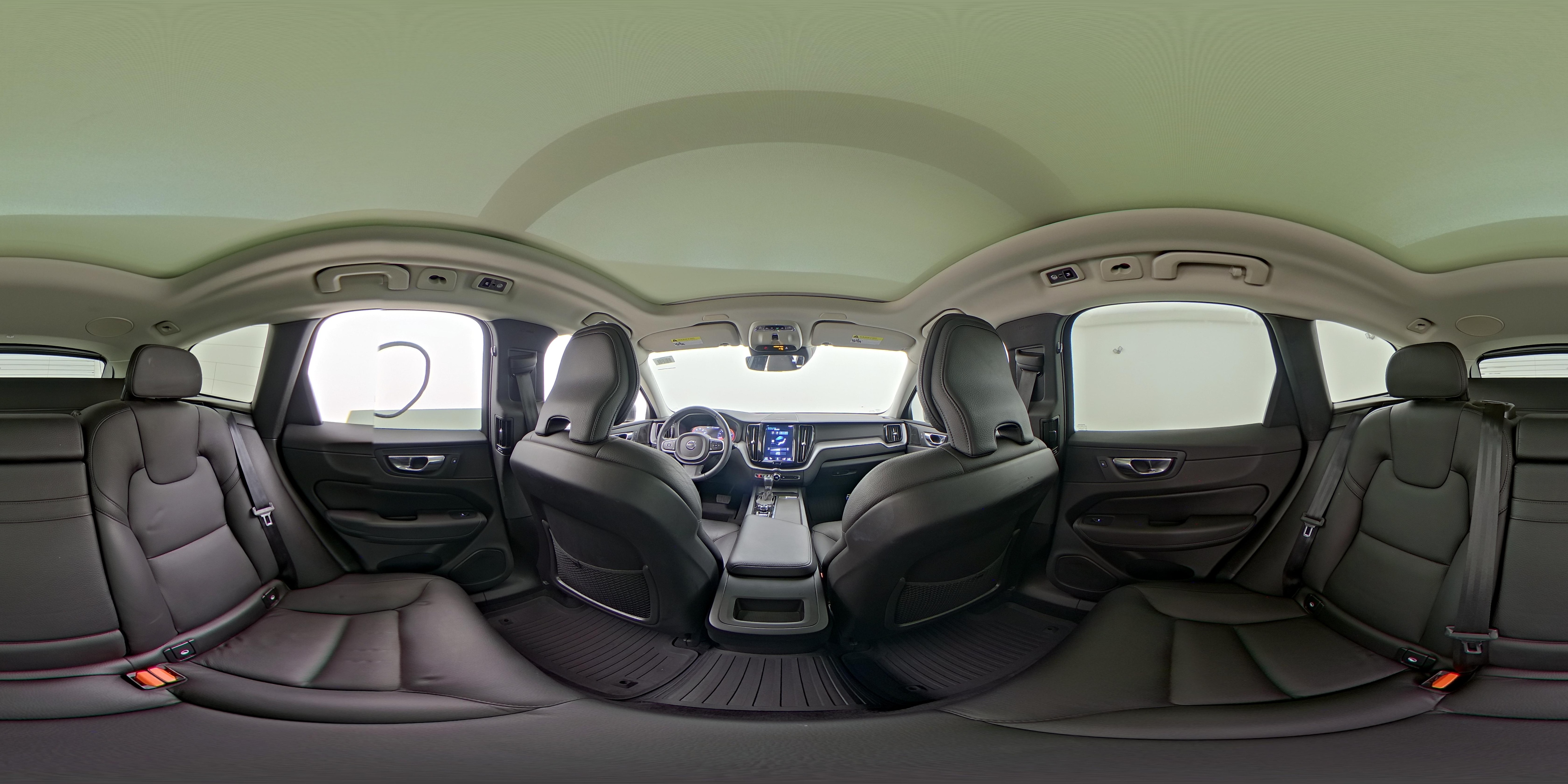 2020 Volvo XC60 Momentum - Photo 25