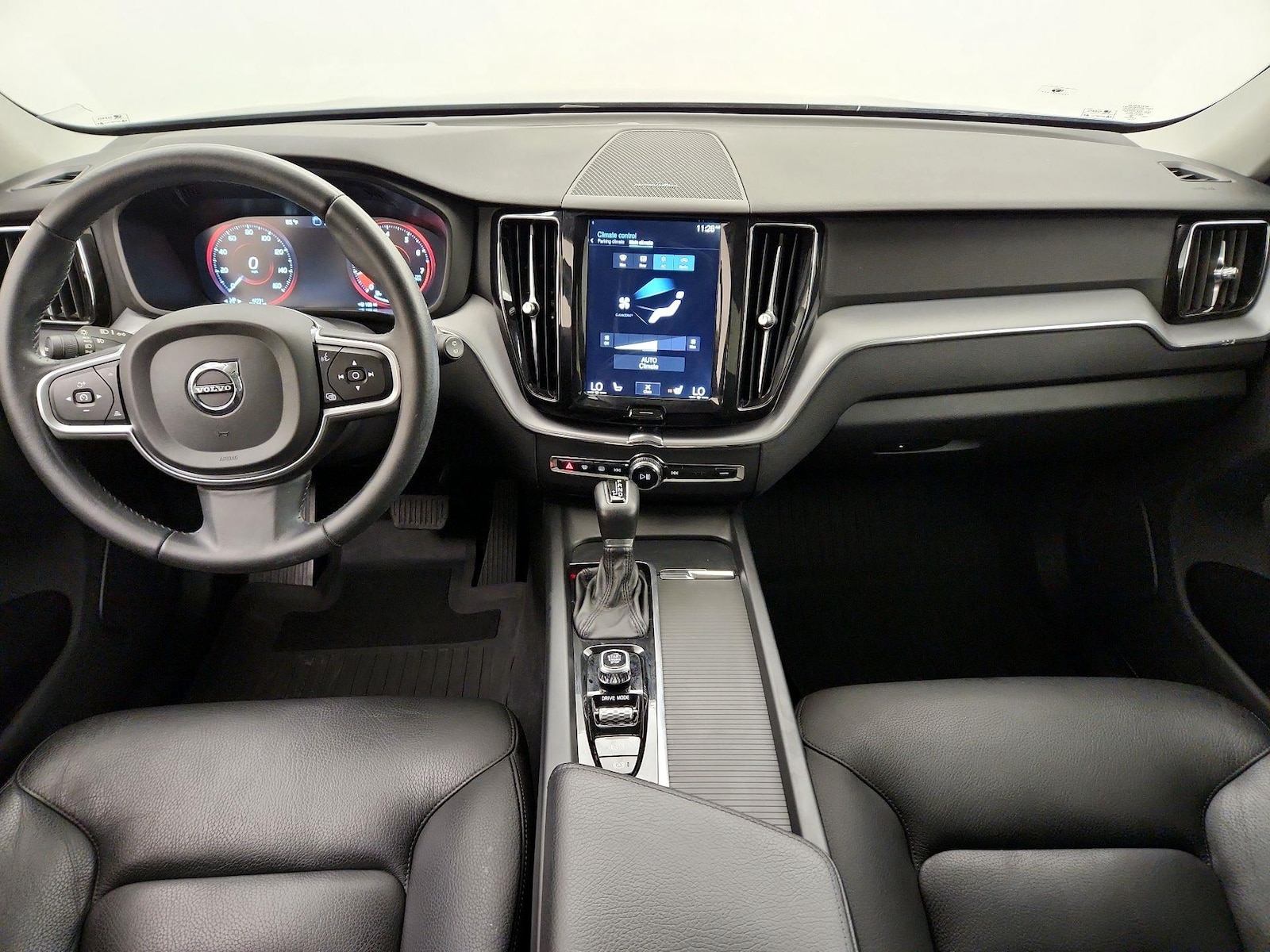 2020 Volvo XC60 Momentum - Photo 10