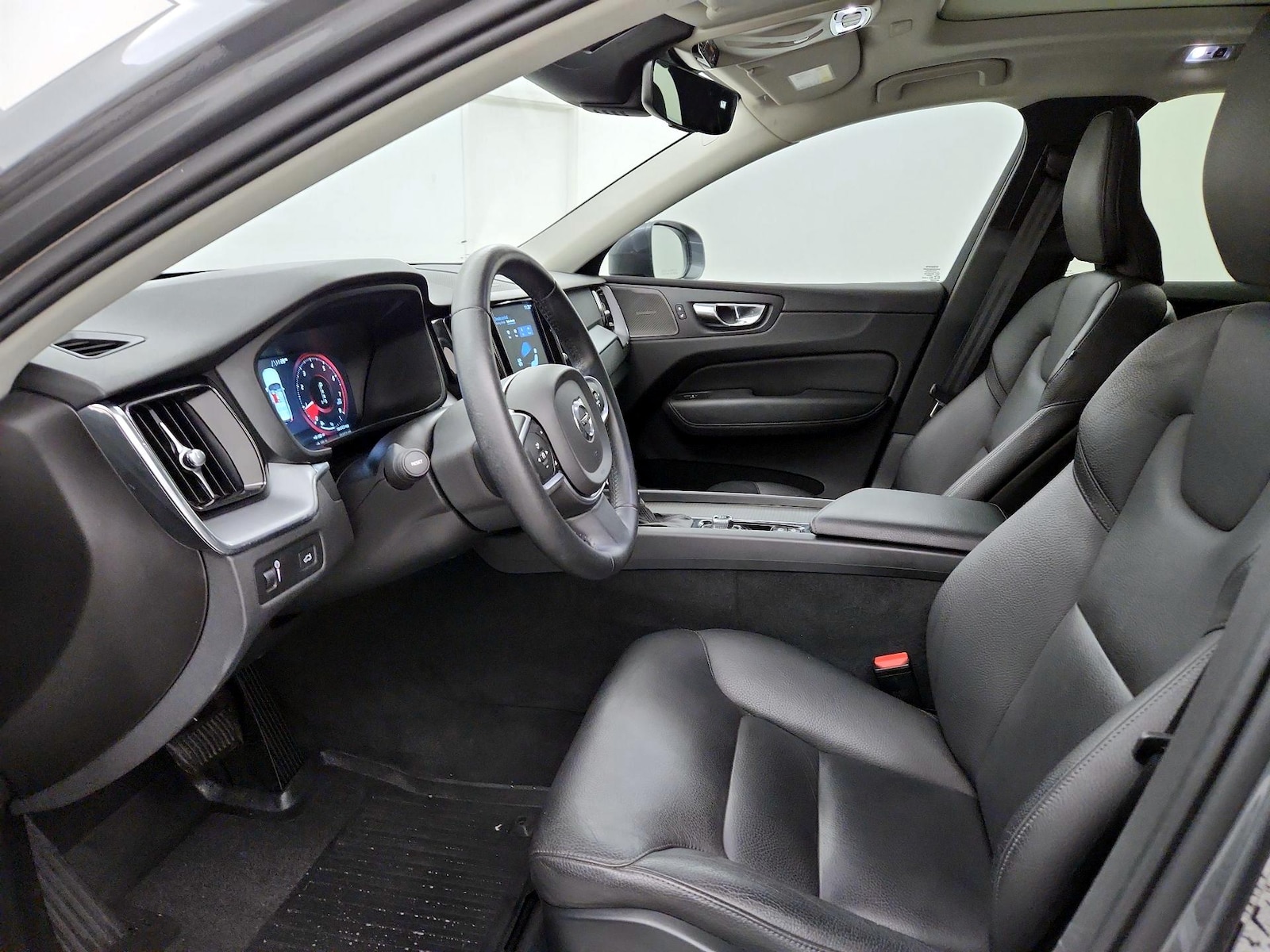 2020 Volvo XC60 Momentum - Photo 12