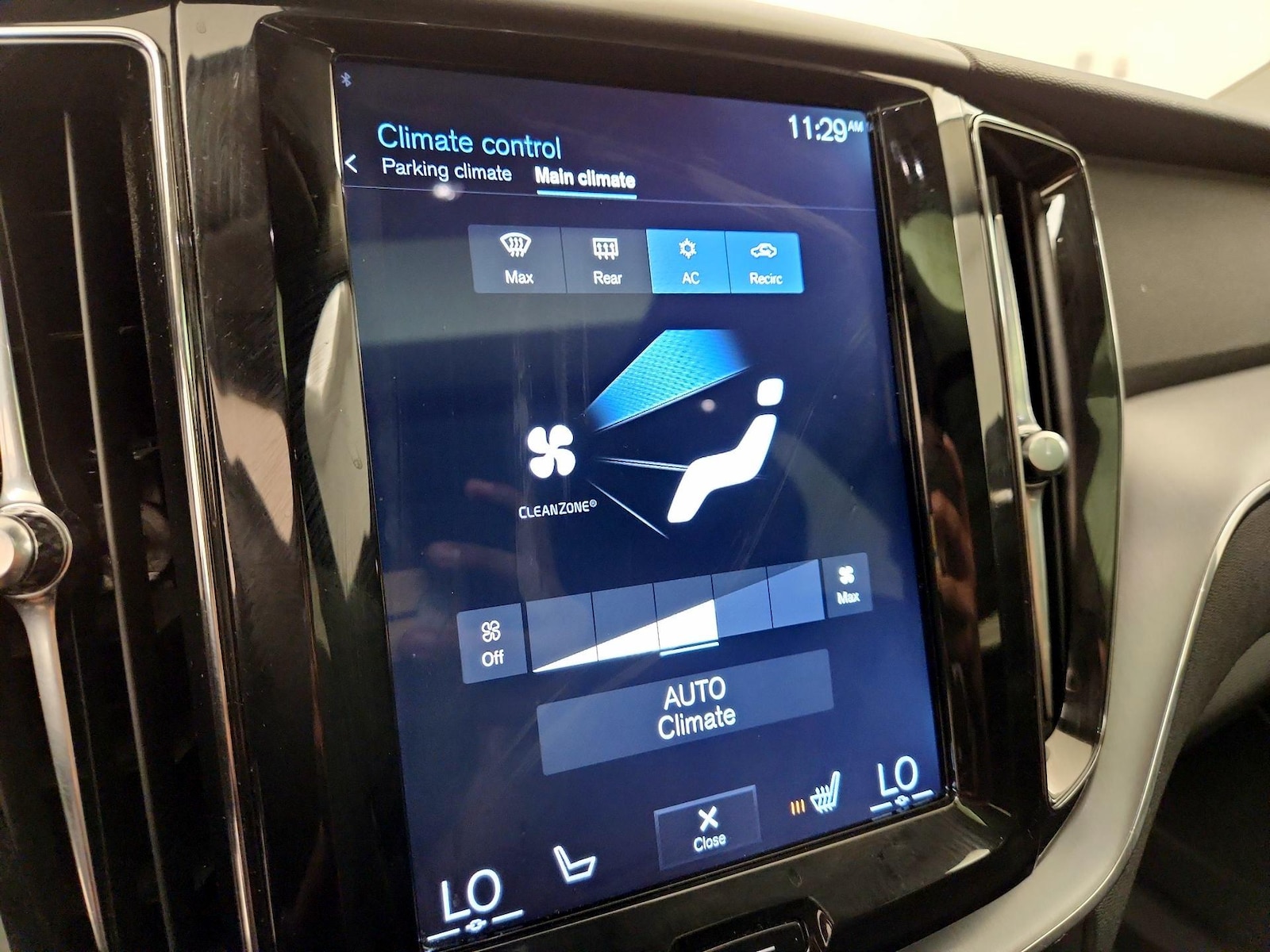 2020 Volvo XC60 Momentum - Photo 16