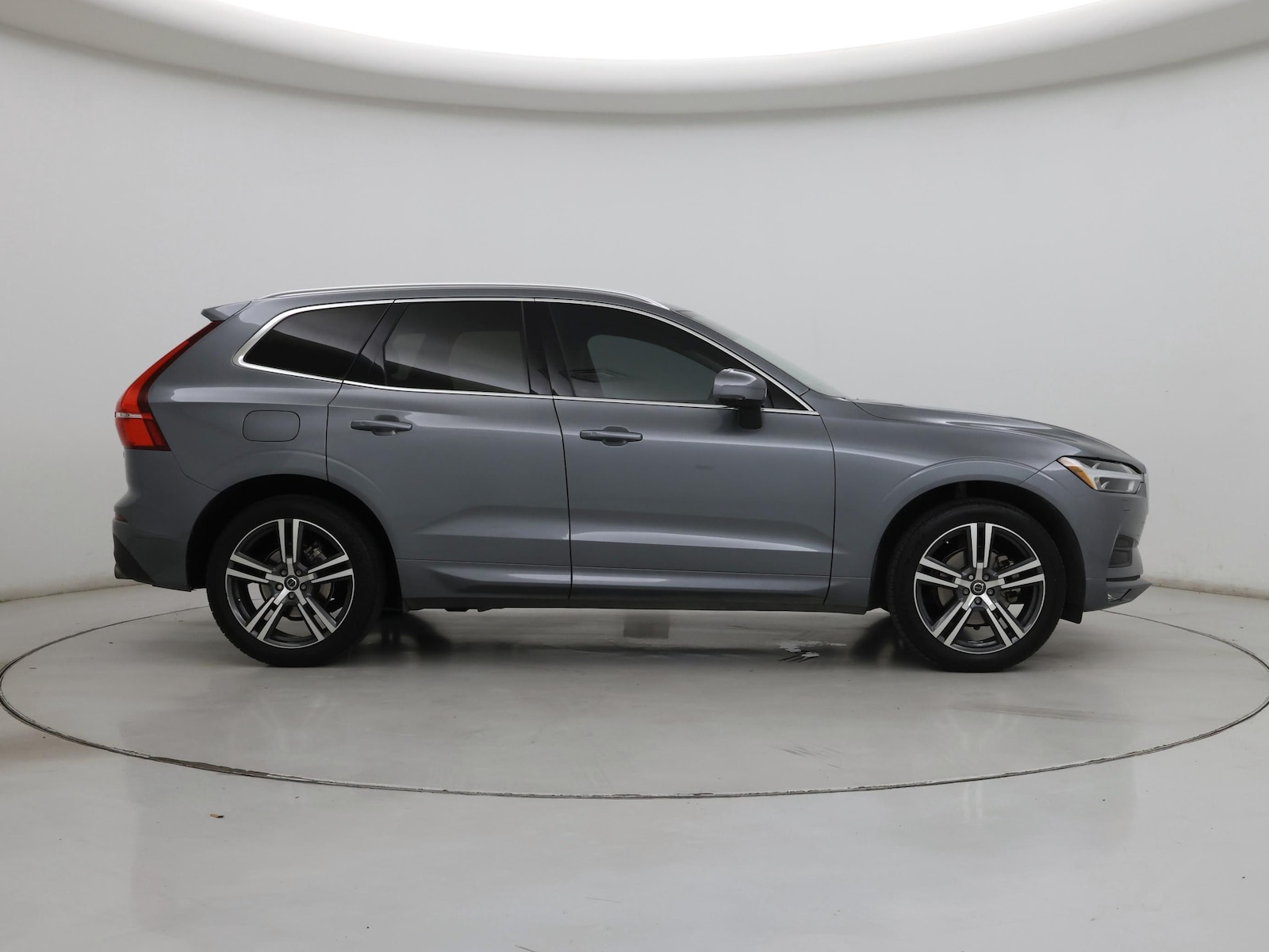 2020 Volvo XC60 Momentum - Photo 8