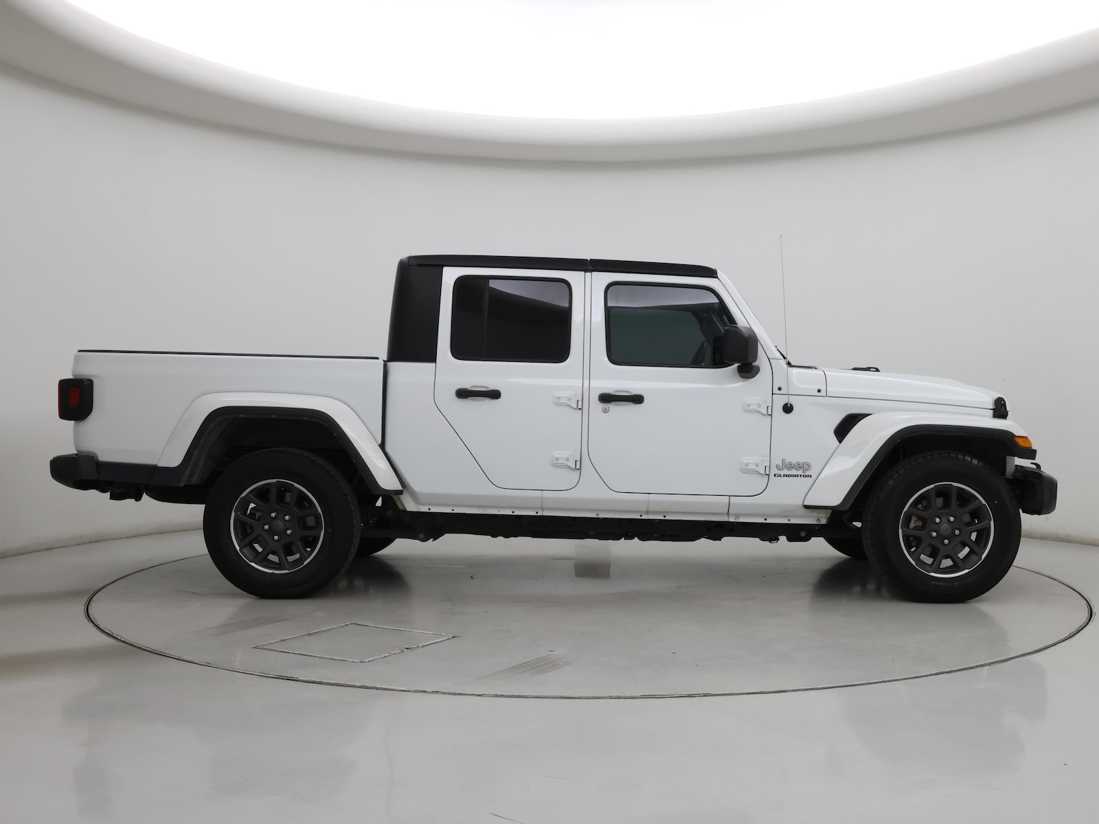 2022 Jeep Gladiator Overland - Photo 8