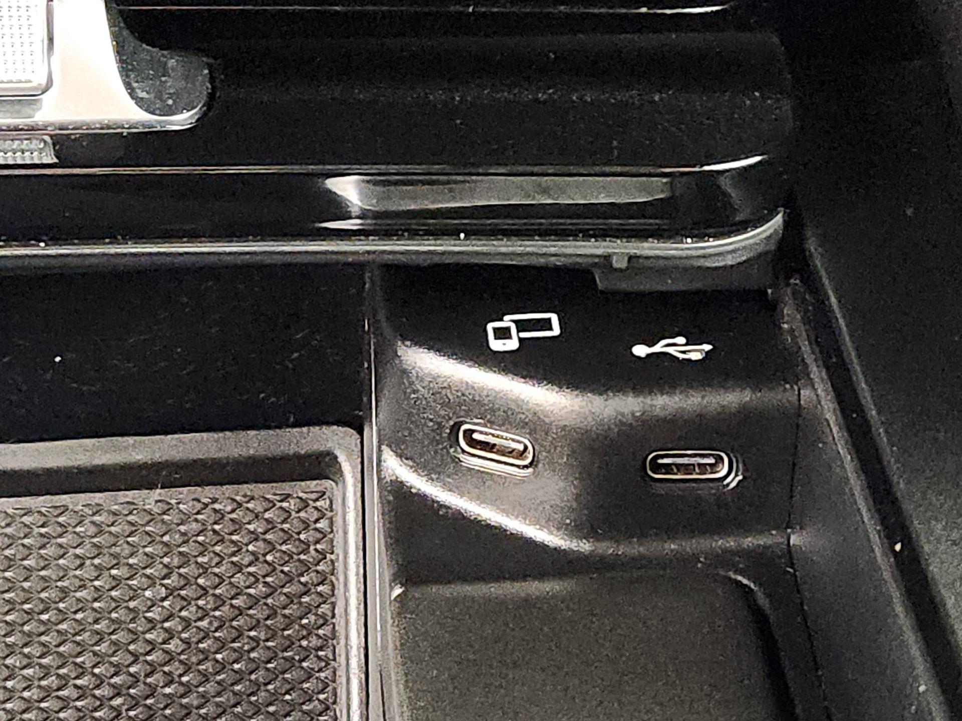 Thumbnail: 2022 Mercedes-Benz GLE - 19