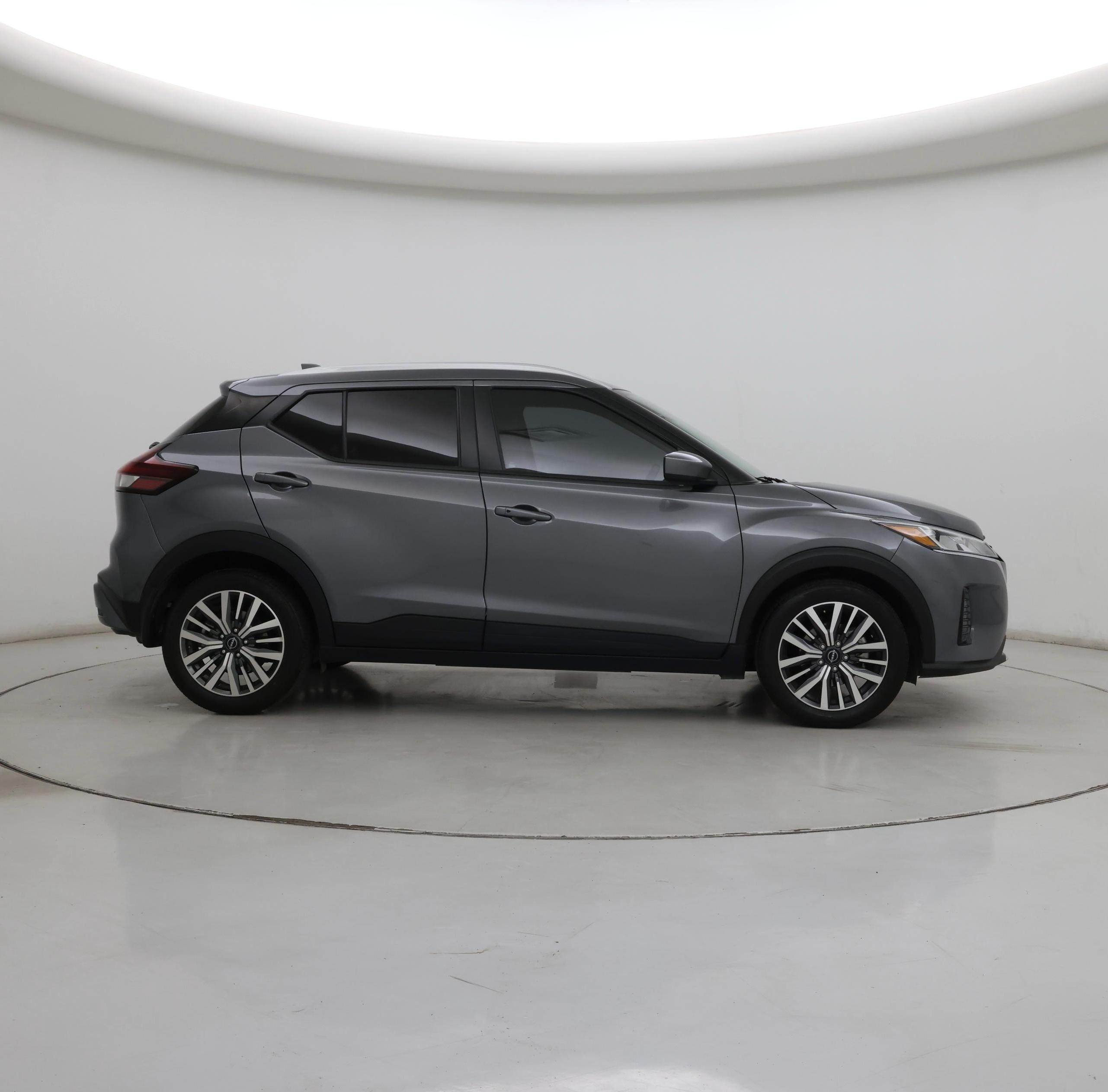 Thumbnail: 2023 Nissan Kicks - 7