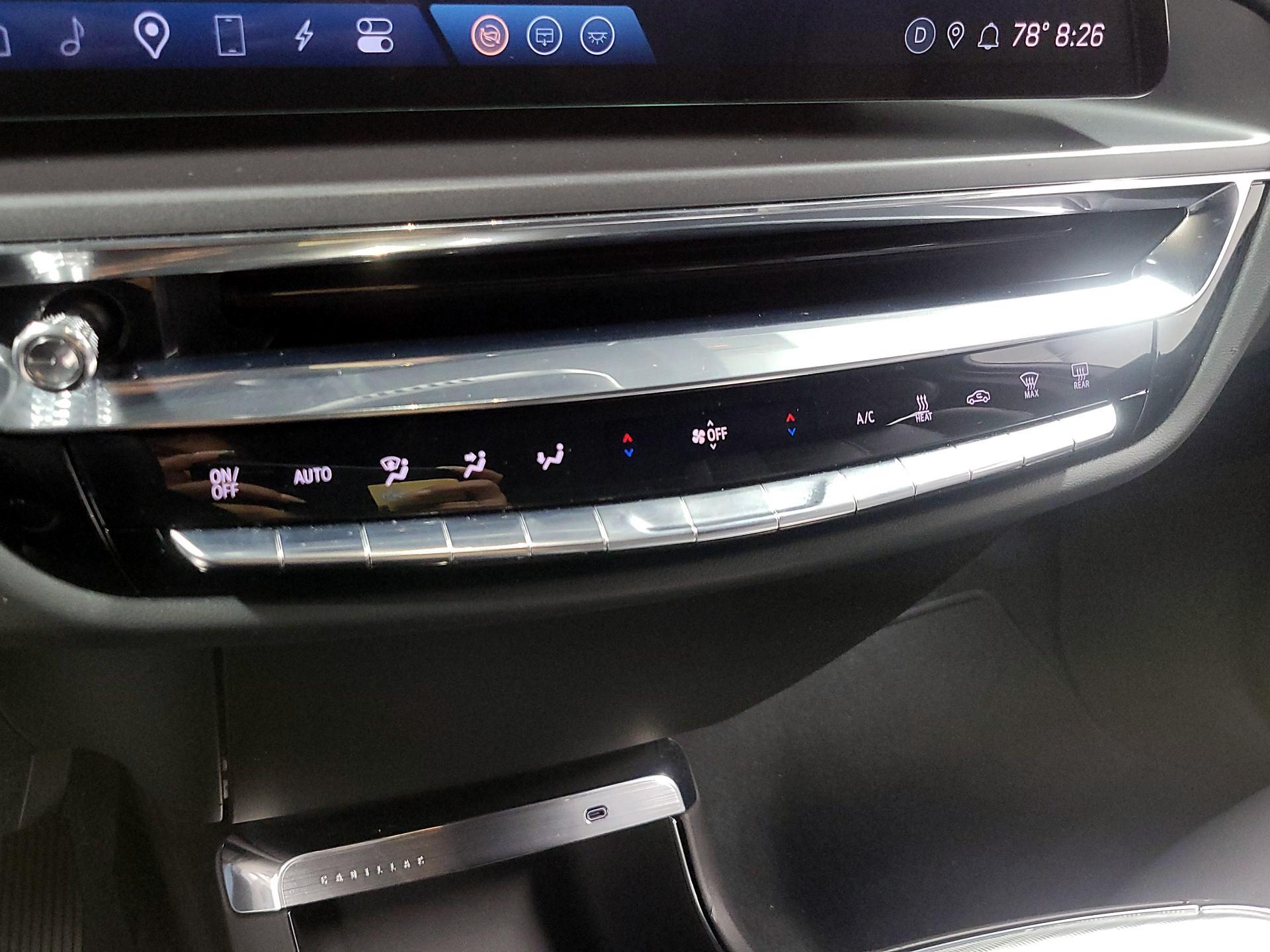 Thumbnail: 2024 Cadillac Lyriq - 16